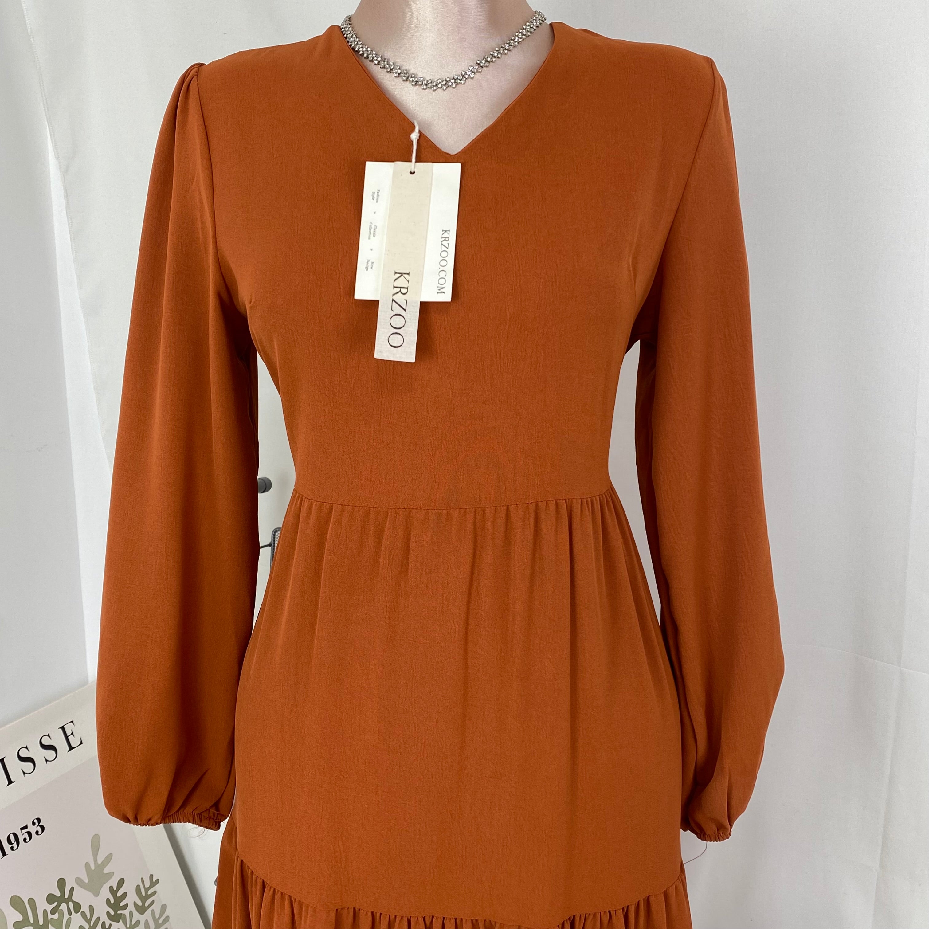 V-neck wide-sleeved dress