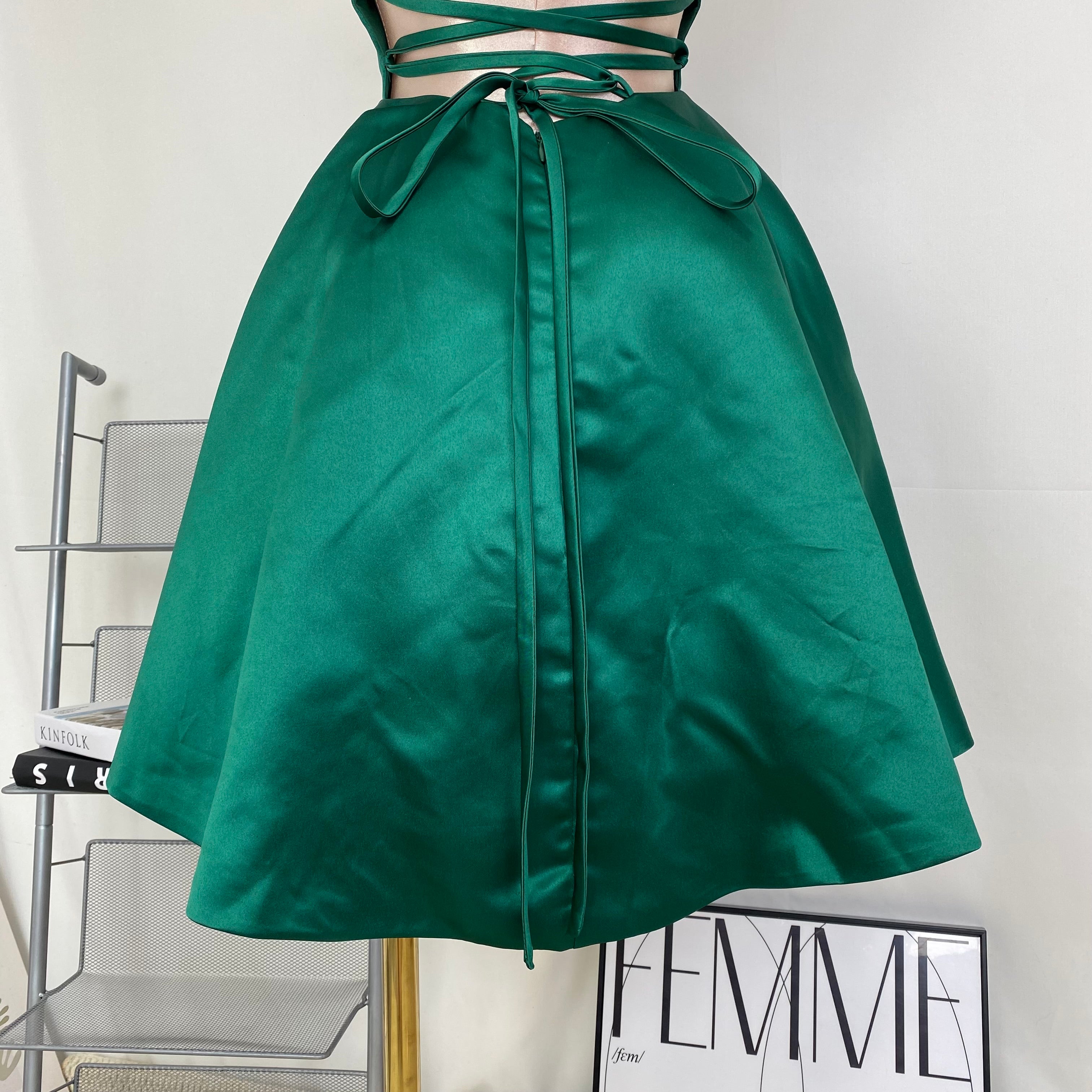A-line party dress with a sleeveless and mini style