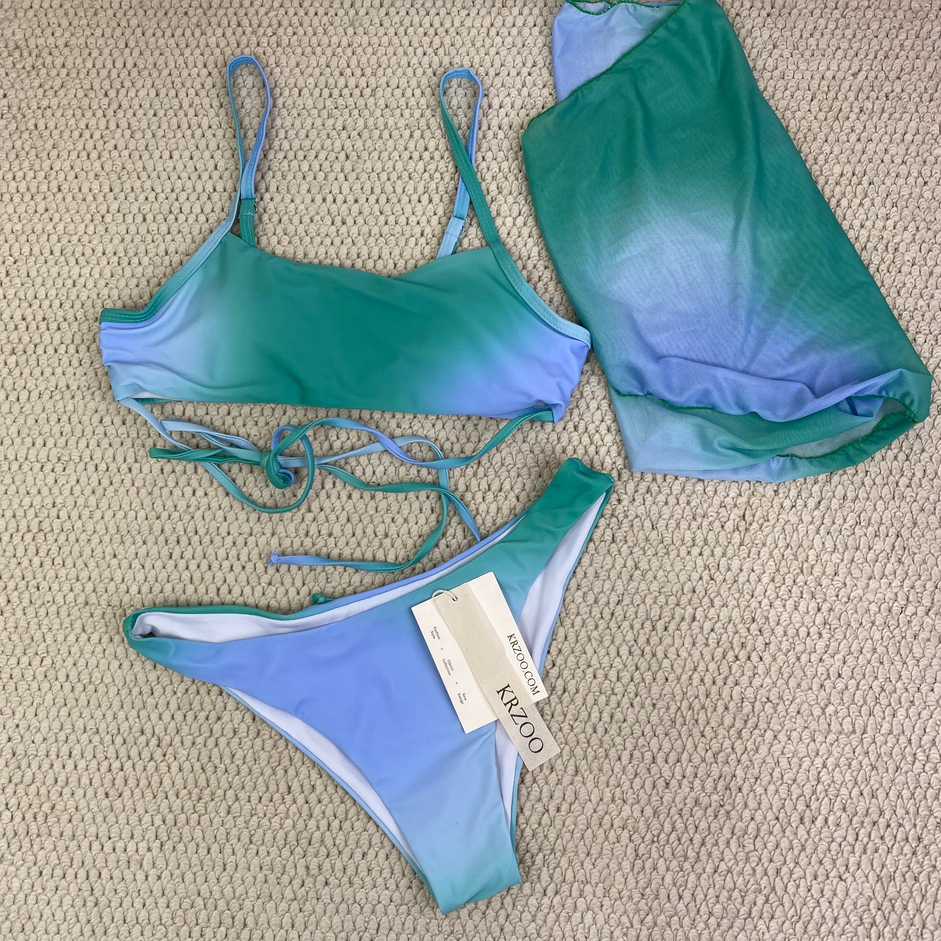 Separate three-piece swimming suit
