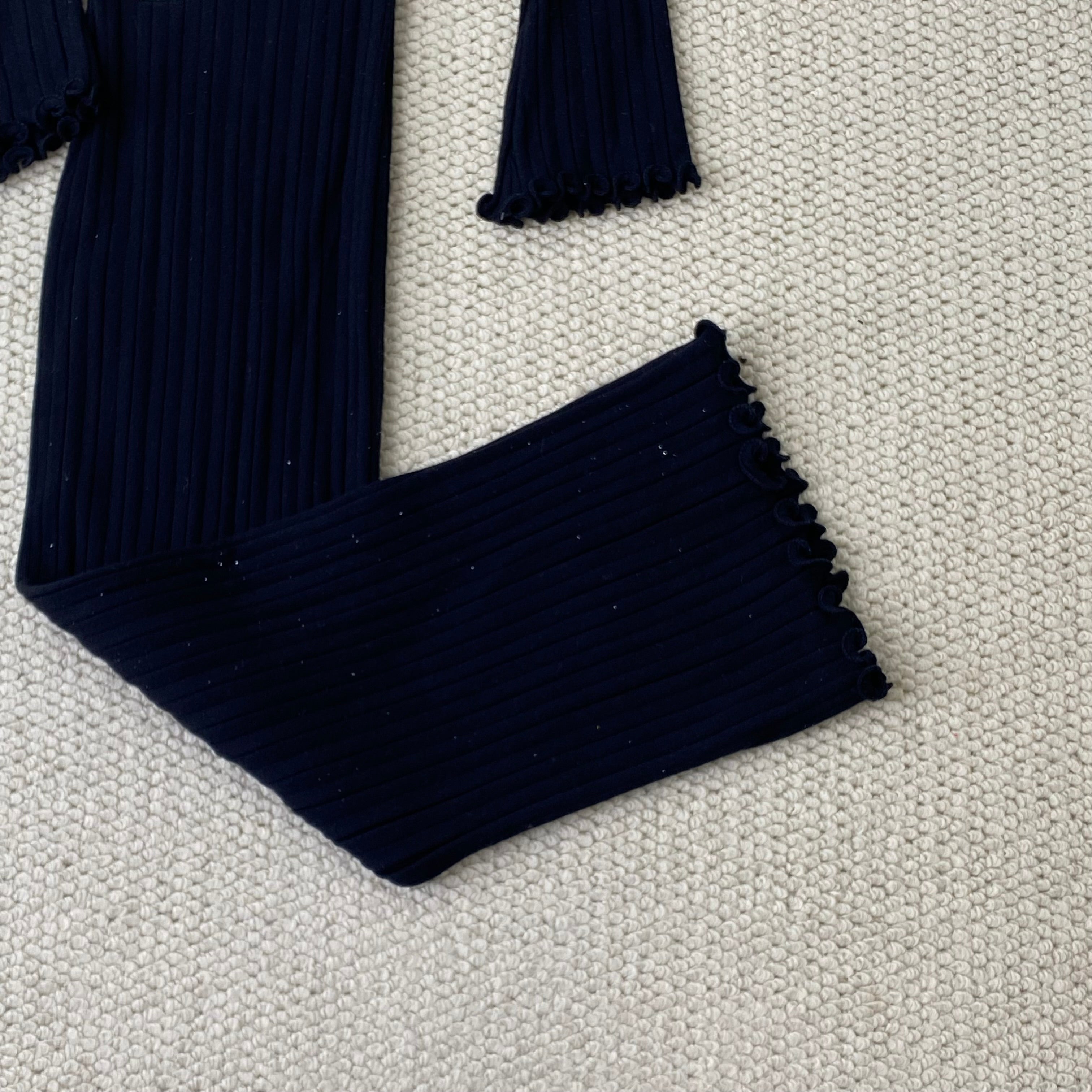Ruffled-edge off-the-shoulder knitted long dress