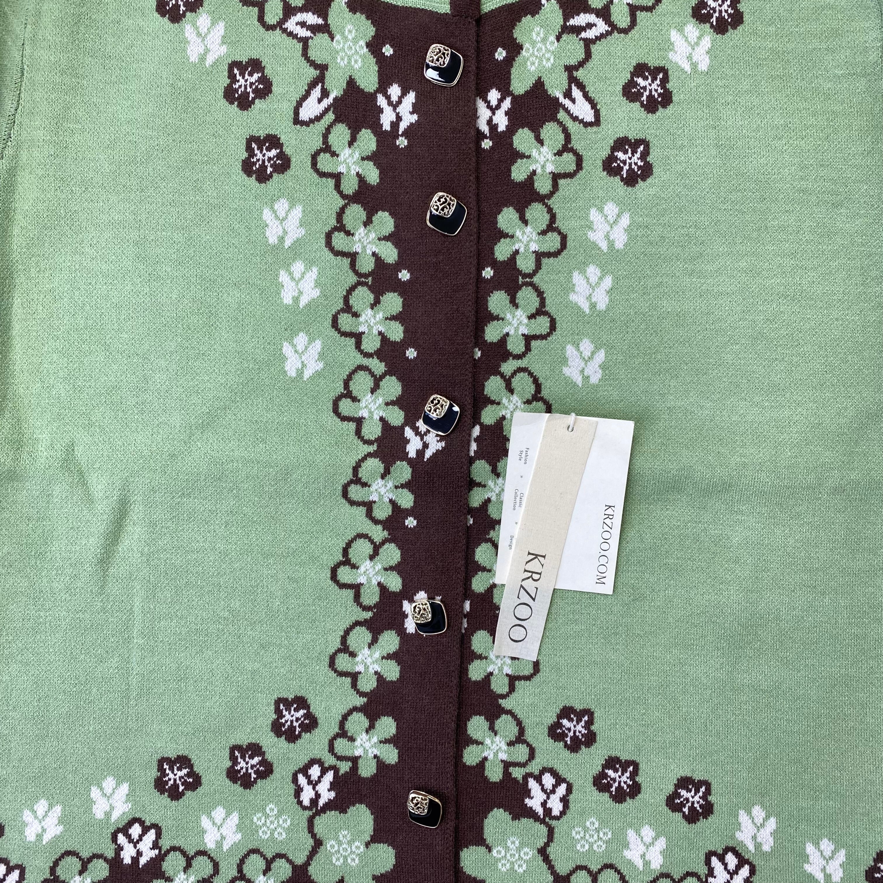Quality Flower Knitted Coat