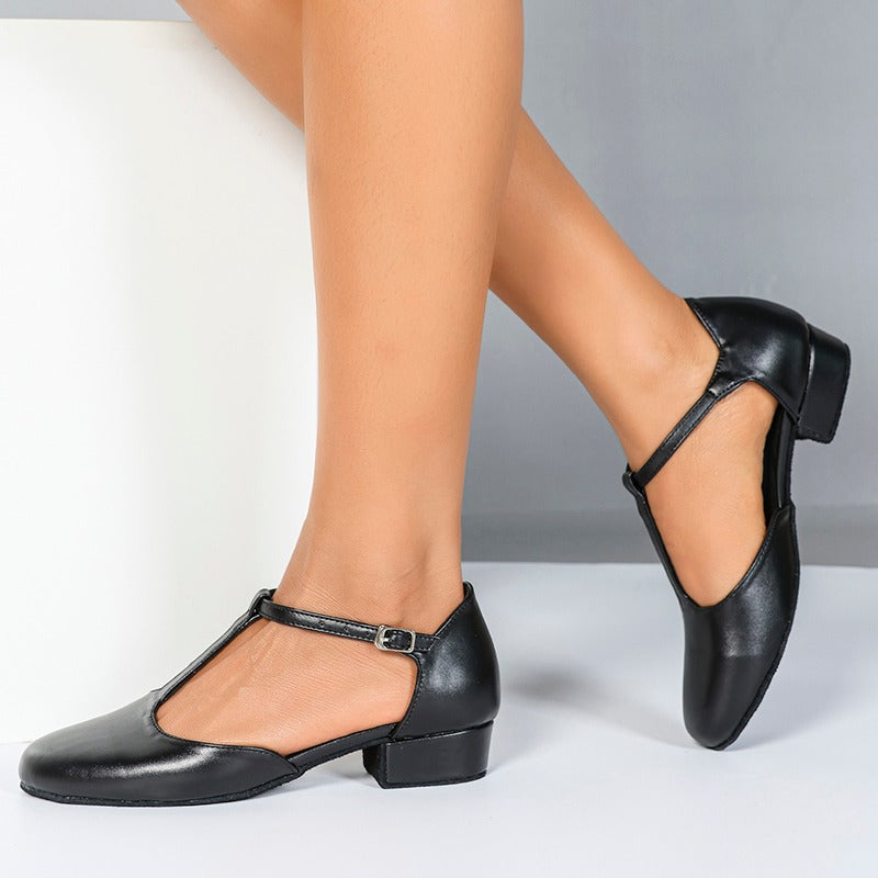 Women's Leatherette 2.5cm Swing Dance Shoes Character Dance Shoes