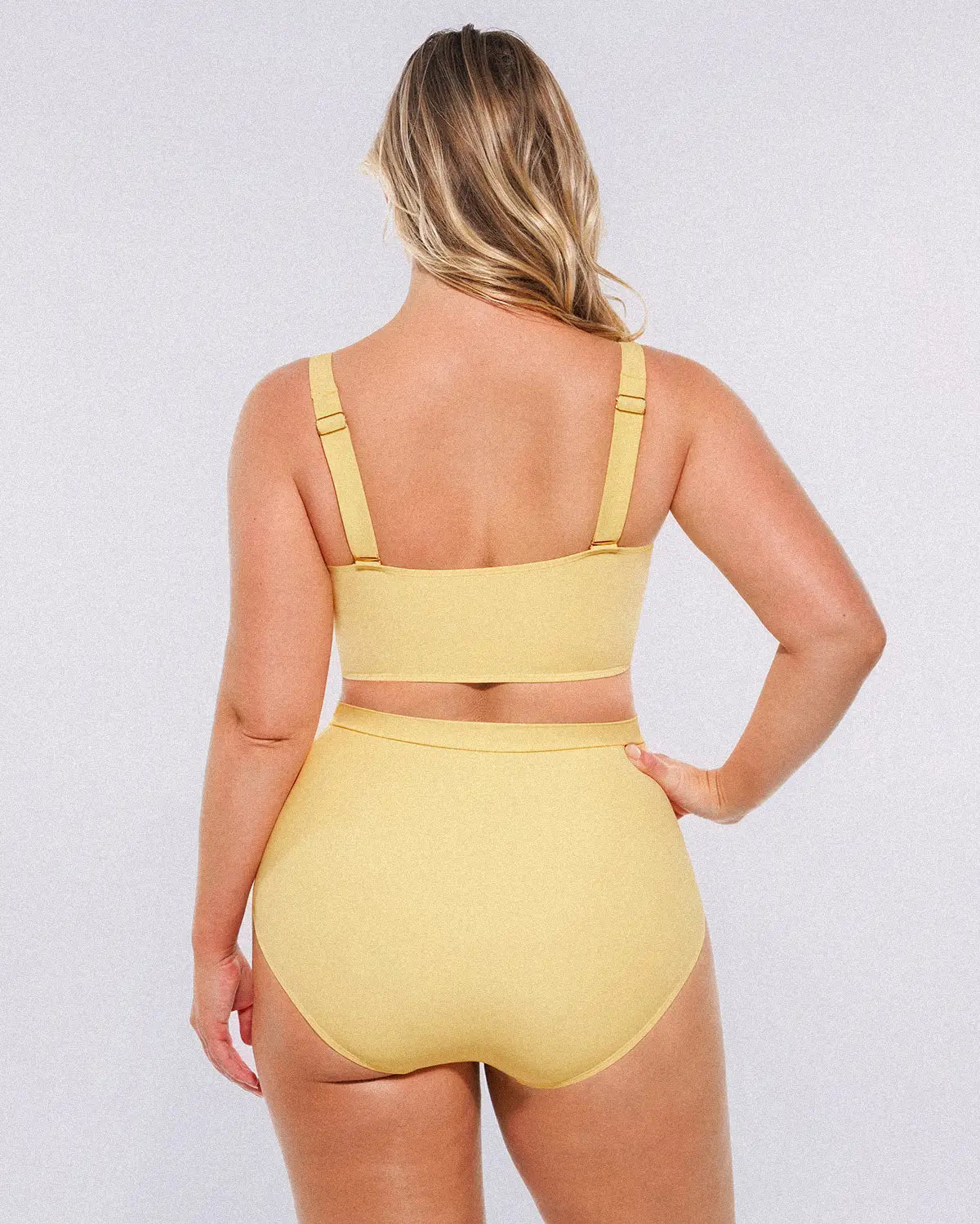 Smart Sculptâ„?Twist-Front Bikini Top & High-Waisted Bottom Set