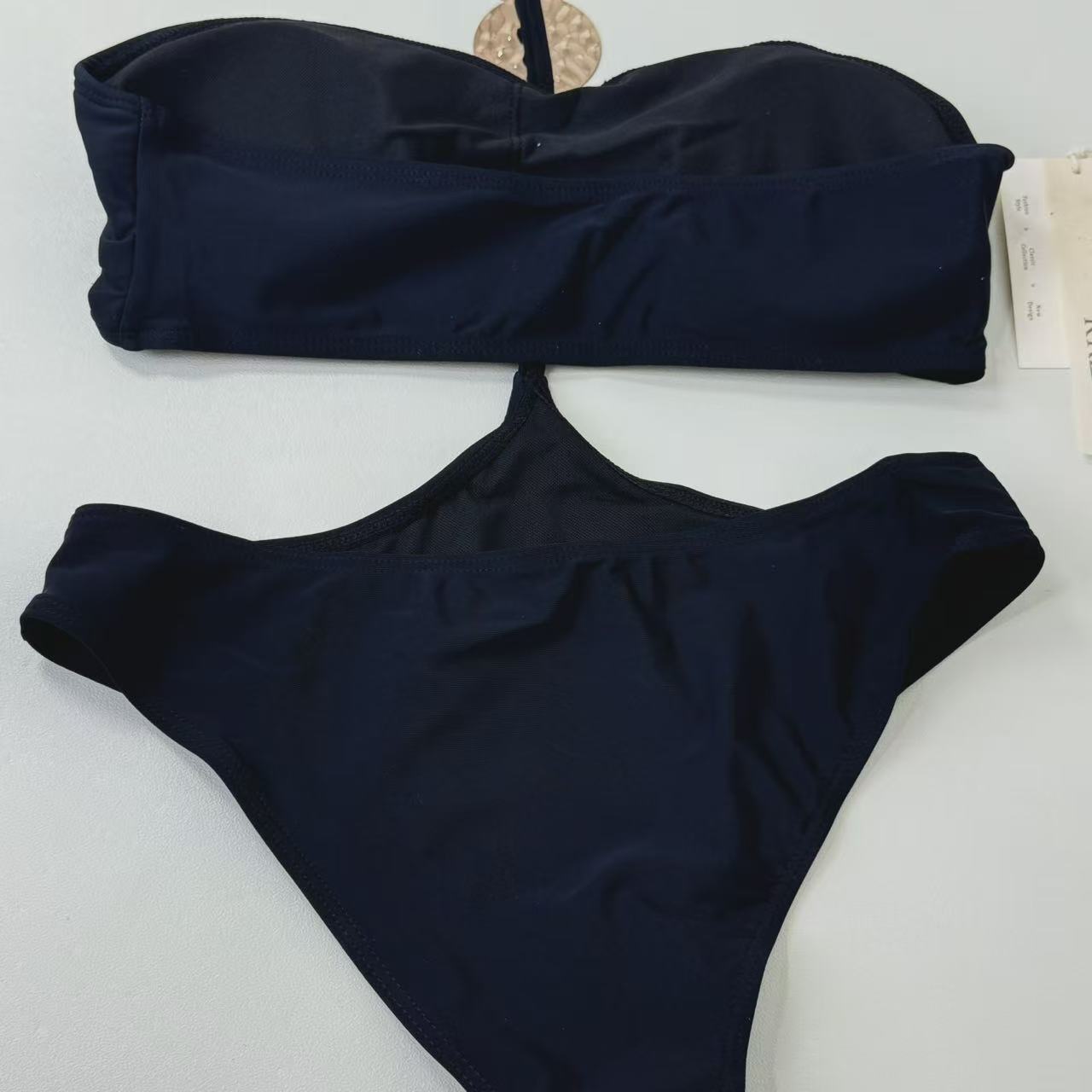 Three-point strap separate swimming suit