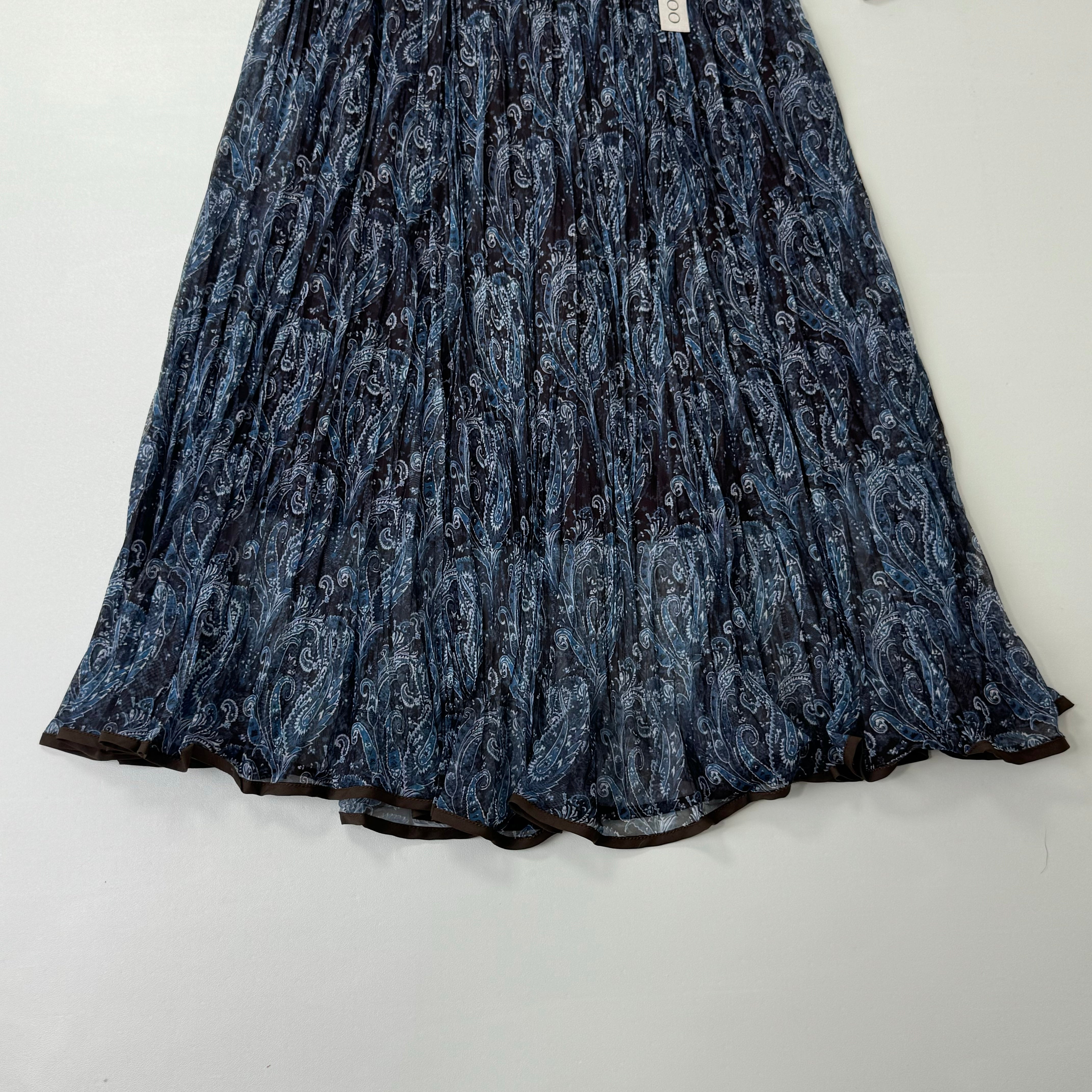 Net-silk A-line pleated mid-length skirt