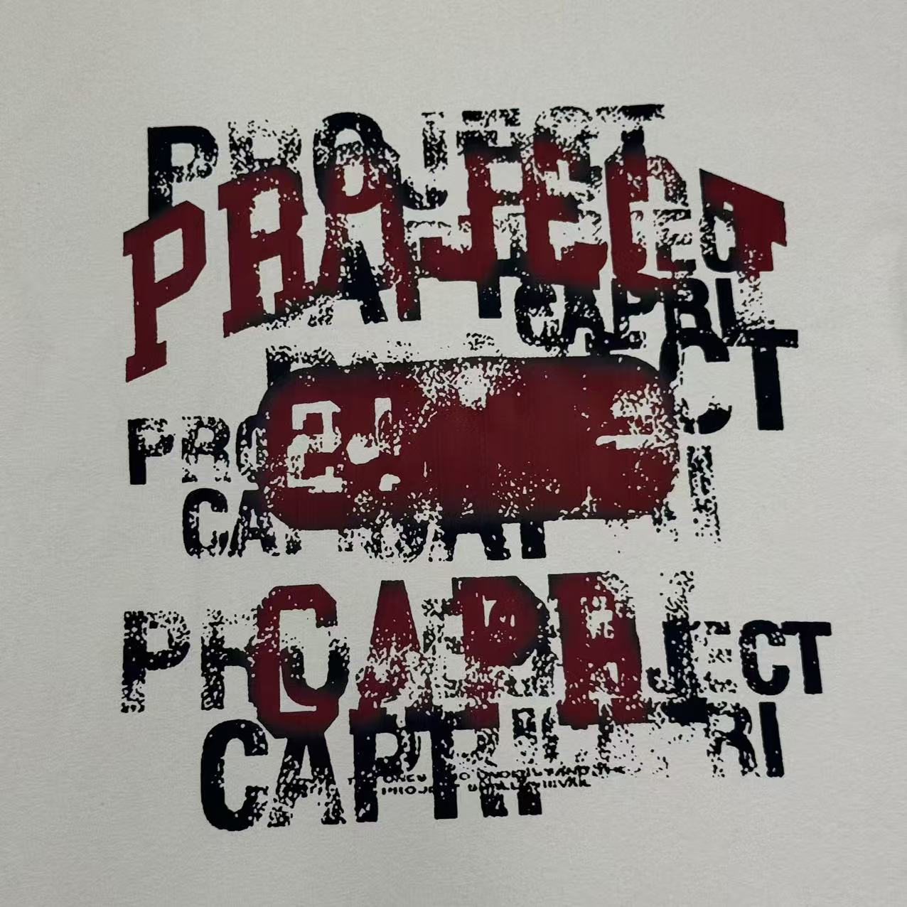 Doodle-style letter print short sleeve shirt