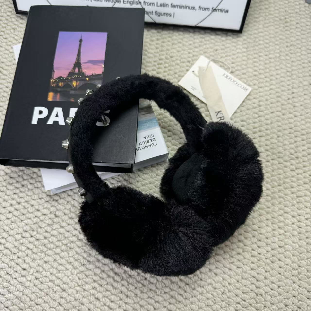 Sheepskin one-piece warm ear cover