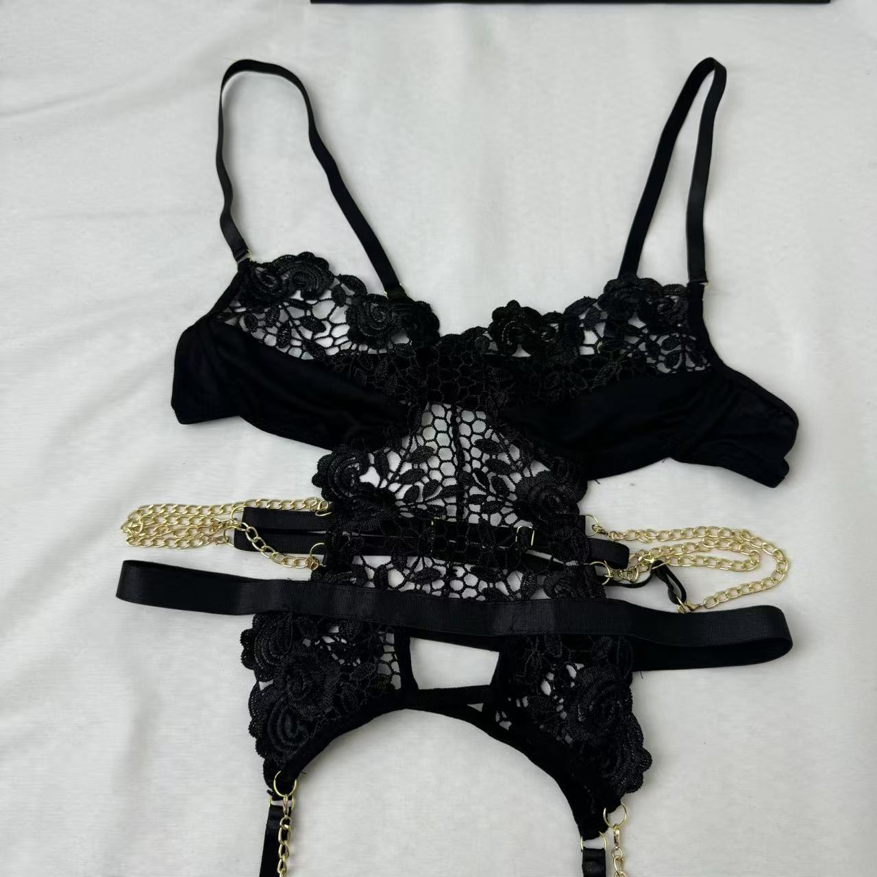 Lace open-chain set