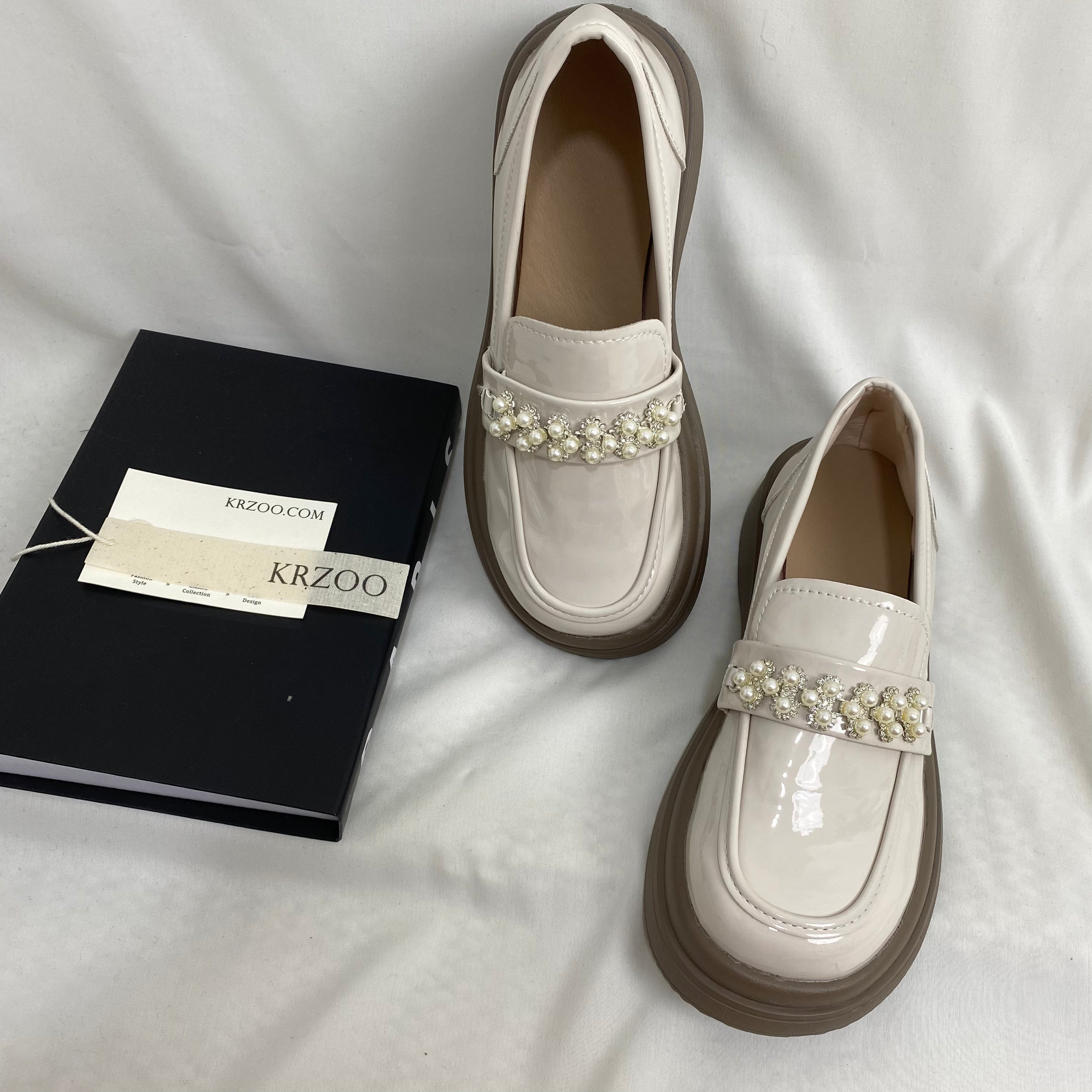 Pearl-Embellished Leather Shoes