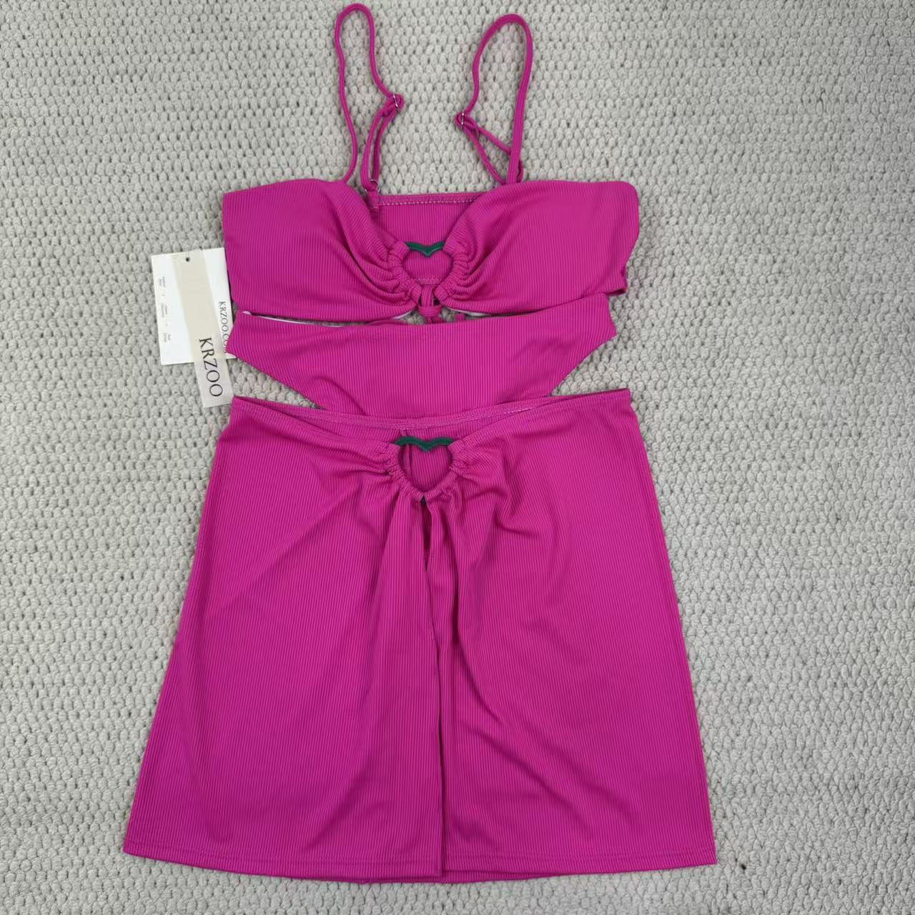 Striped solid-color three-piece swimming suit