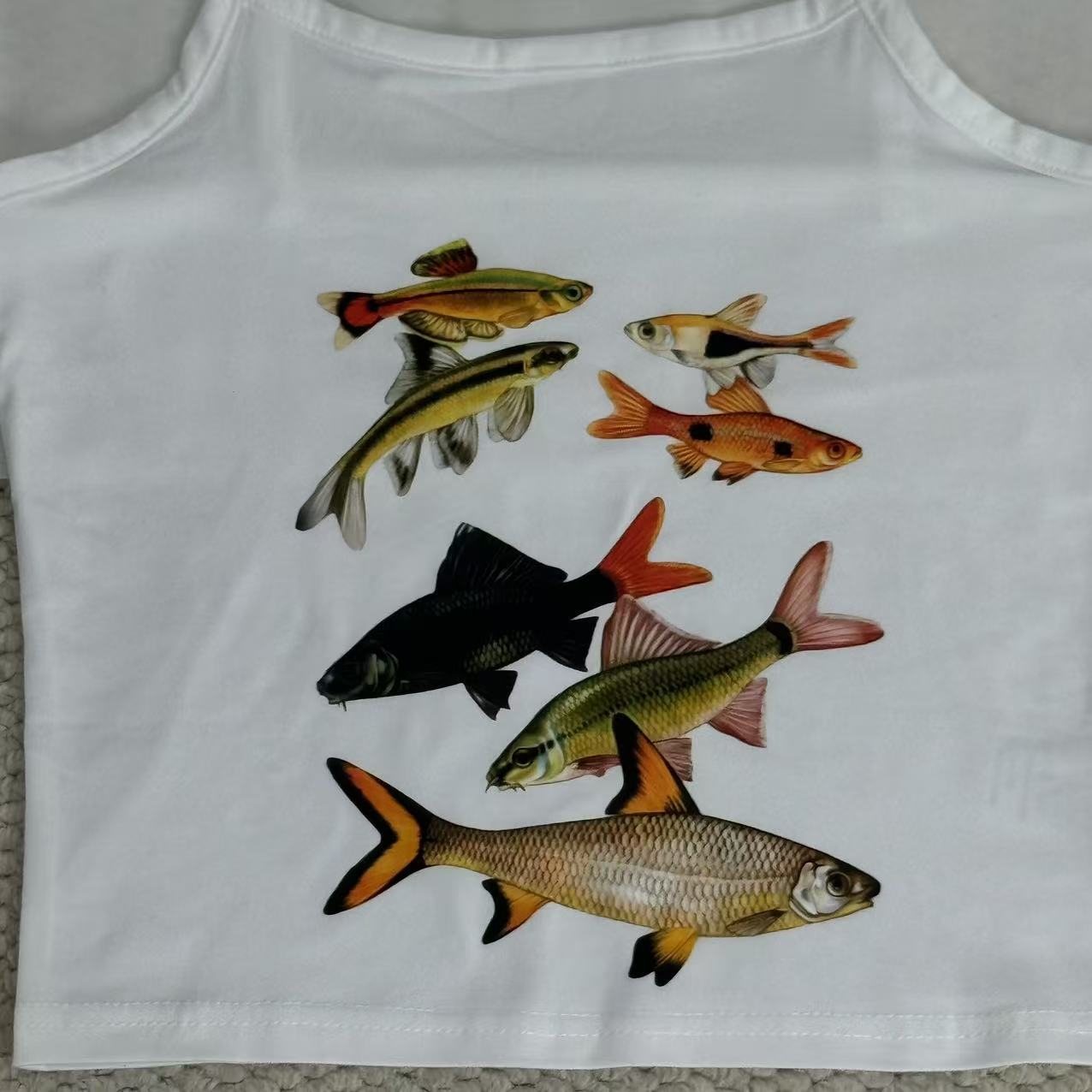 Small fish print short-sleeved halter top