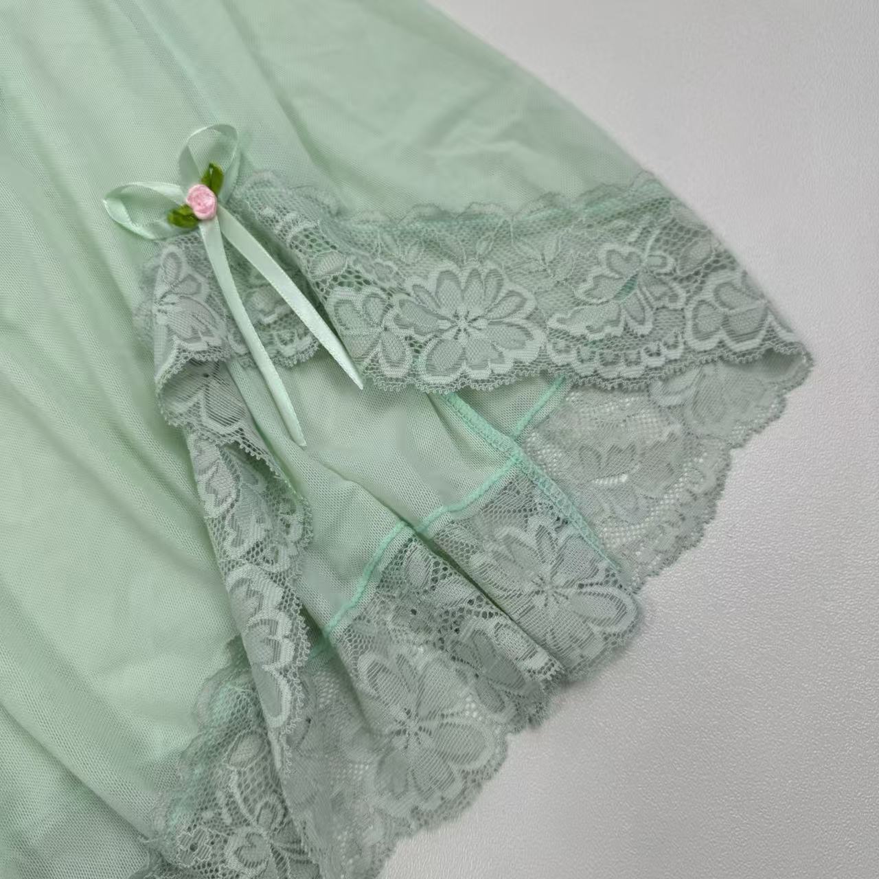 Netted lace one-shoulder strapless halter dress