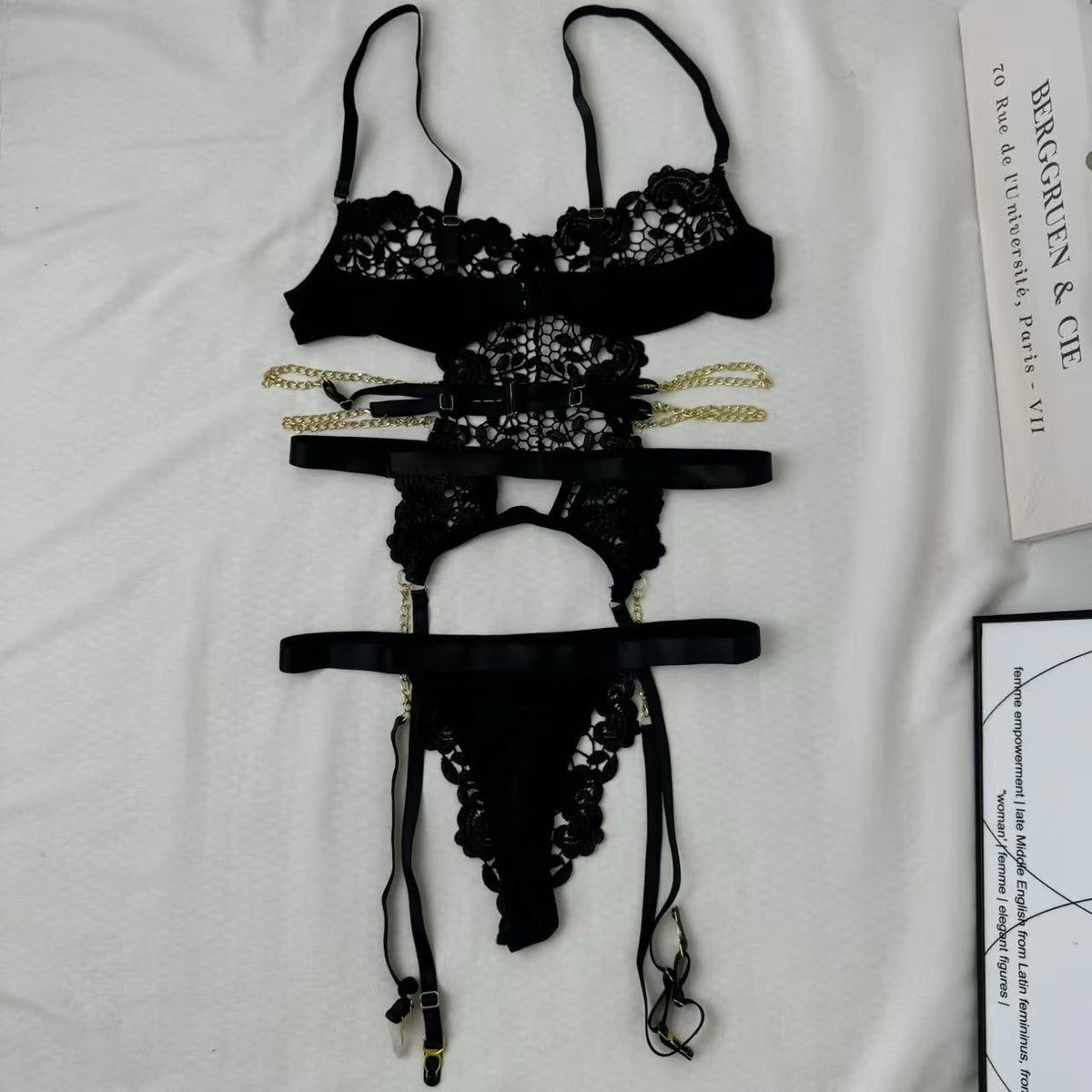 Lace open-chain set