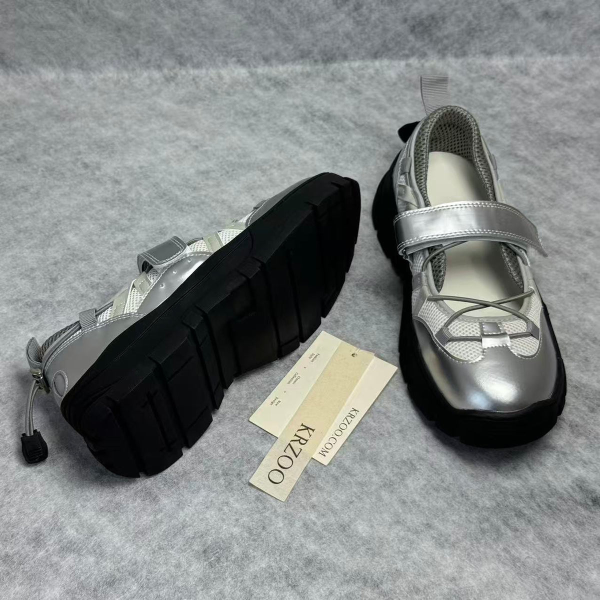 Low-cut Velcro Windproof Sports Shoes