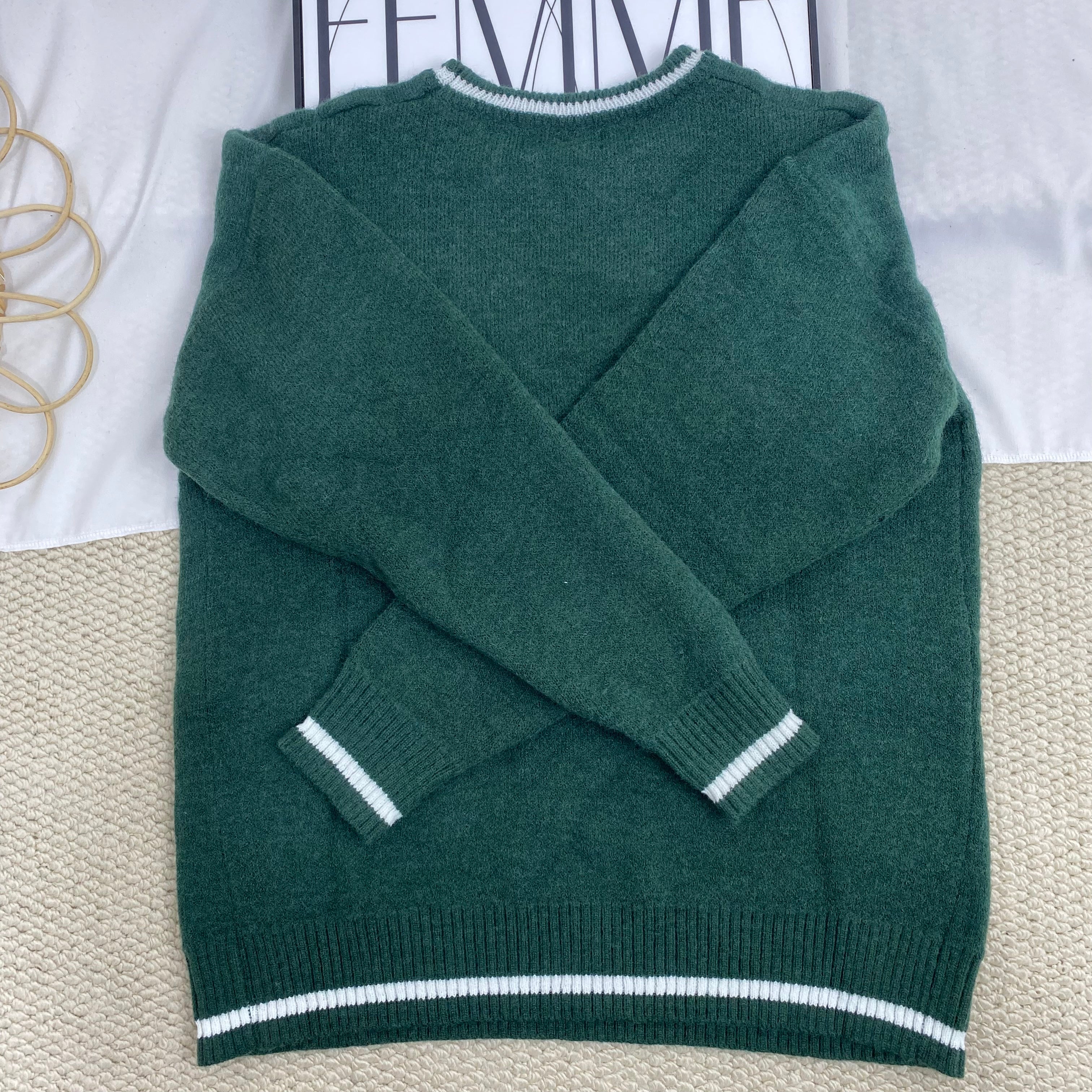 Round Neck Jacquard Knit Sweater