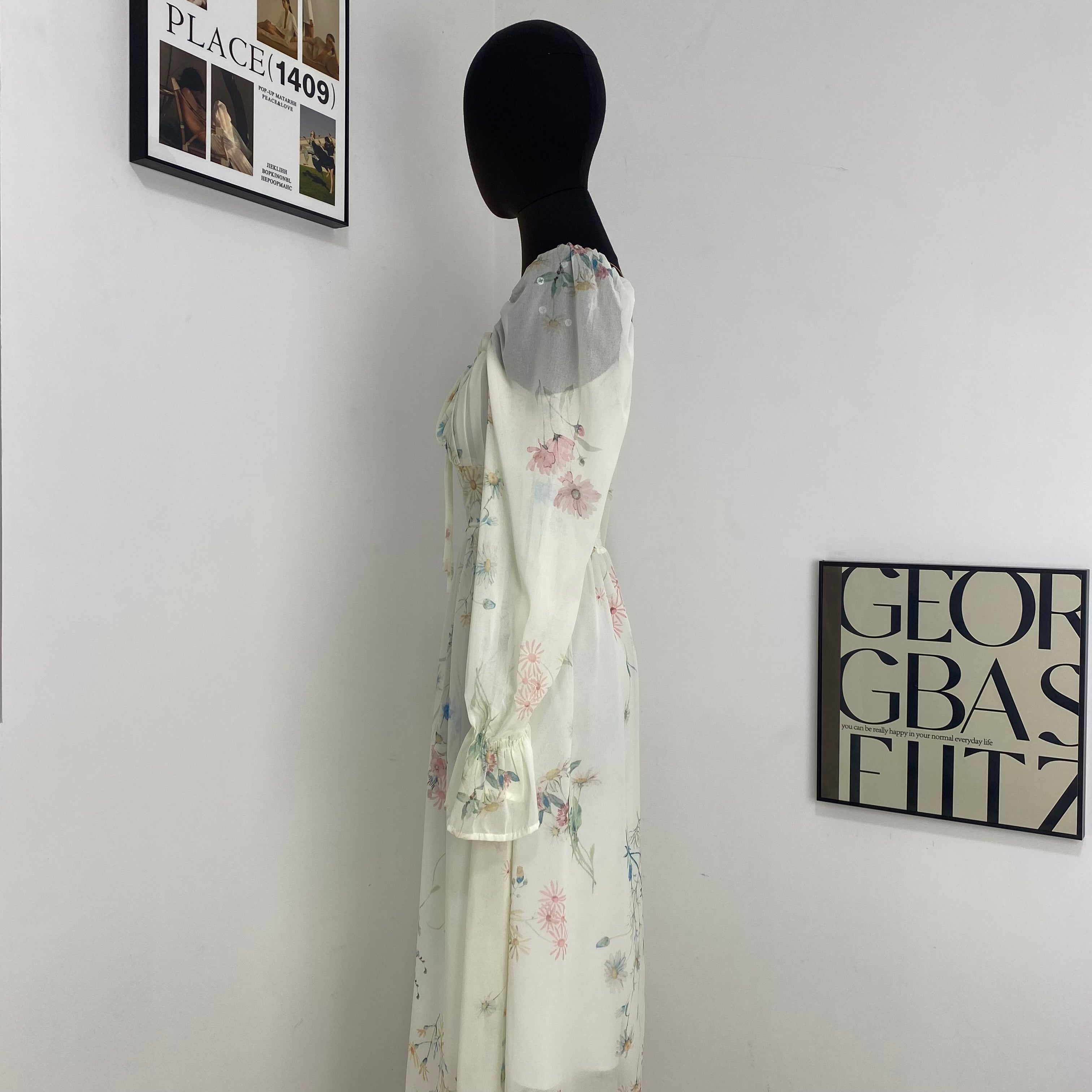 Mori-Style Gentle Tea Dress