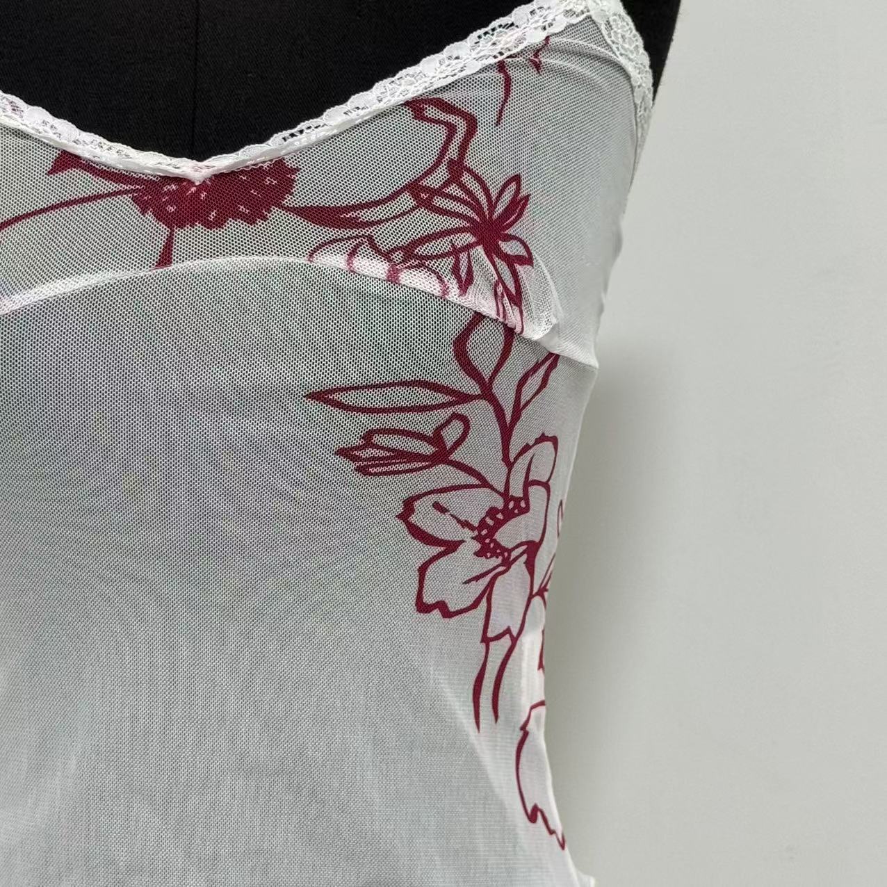 Cropped Lace Undershirt