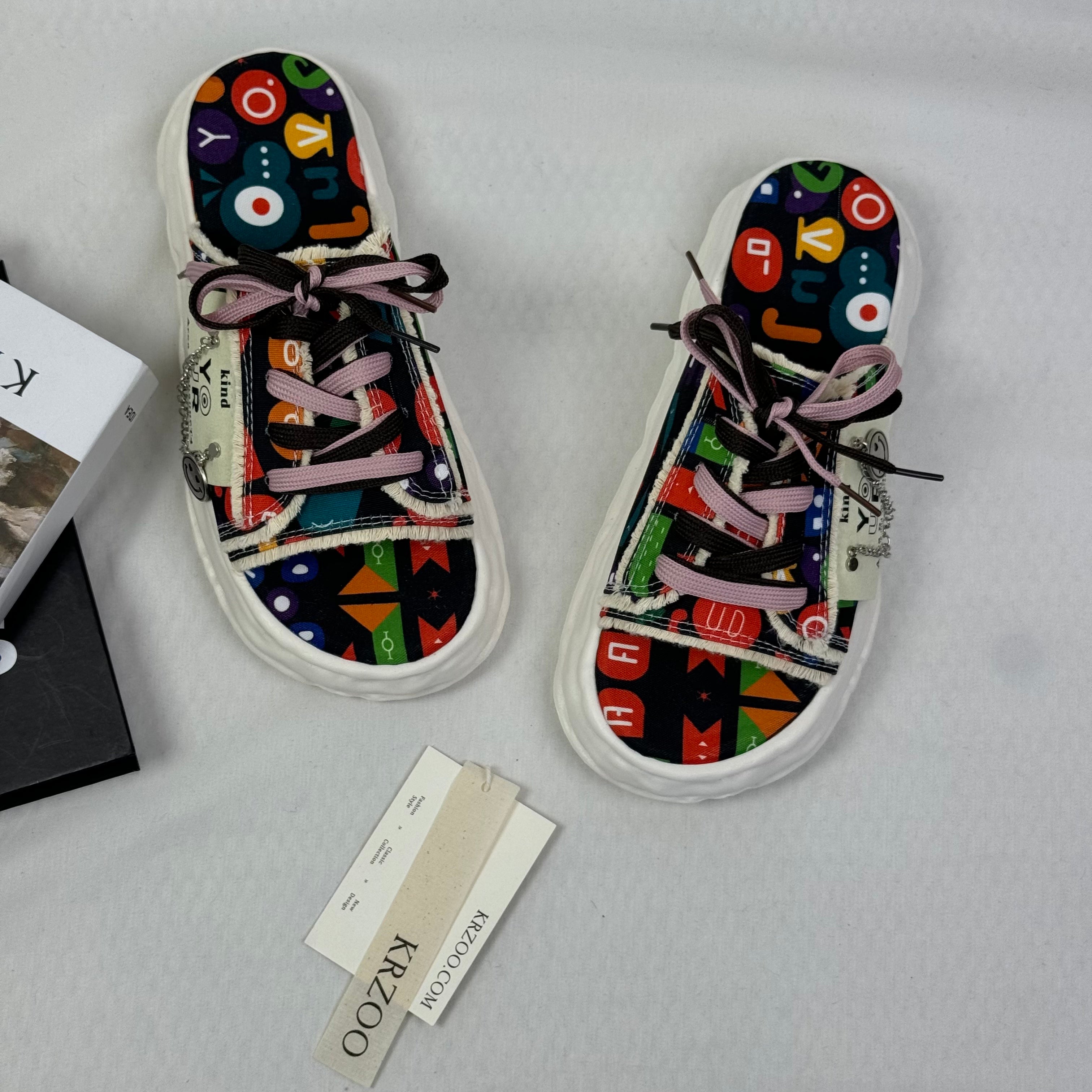 Pancake-style stenciled flip-flop