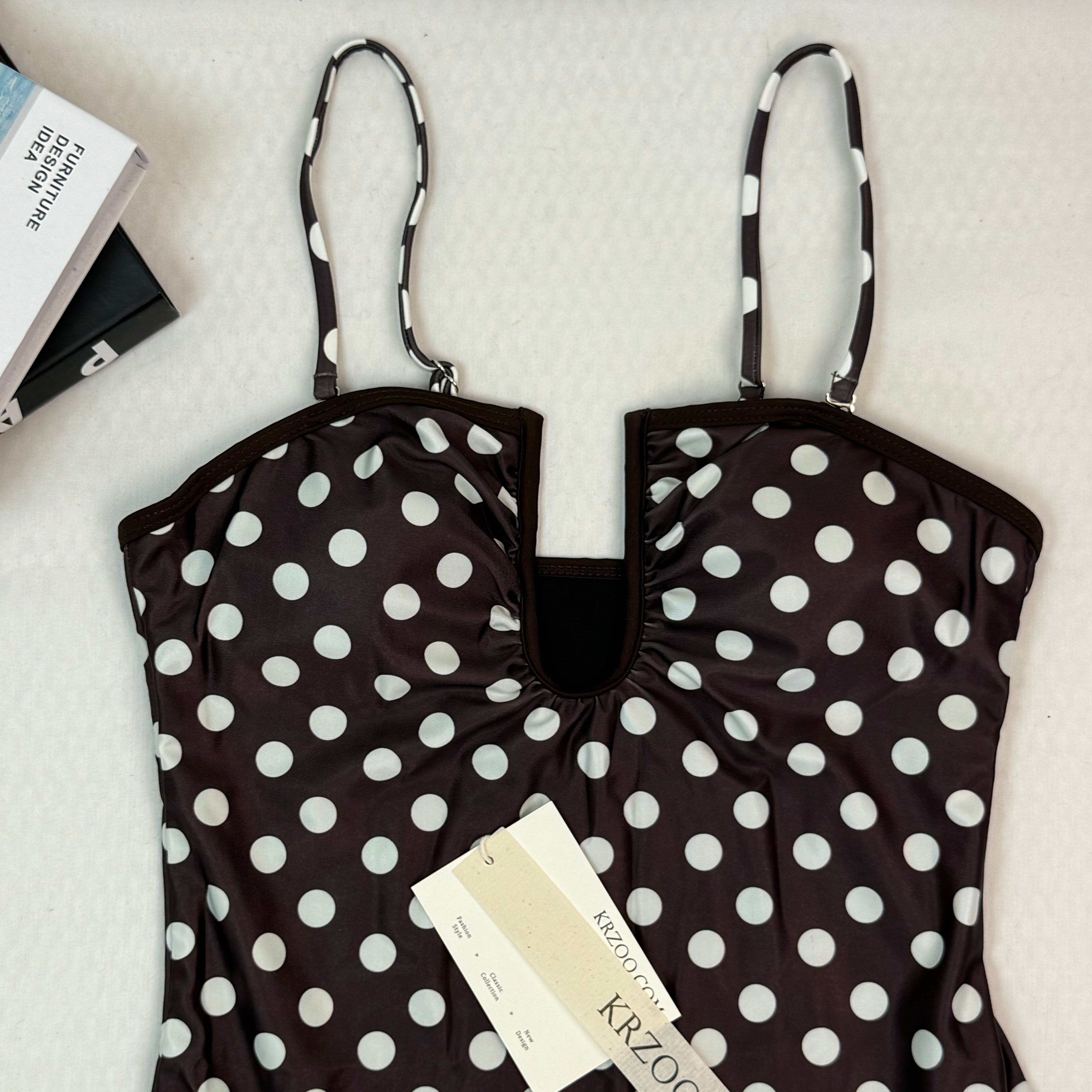 Dot pattern U-neck one-piece swimming suit