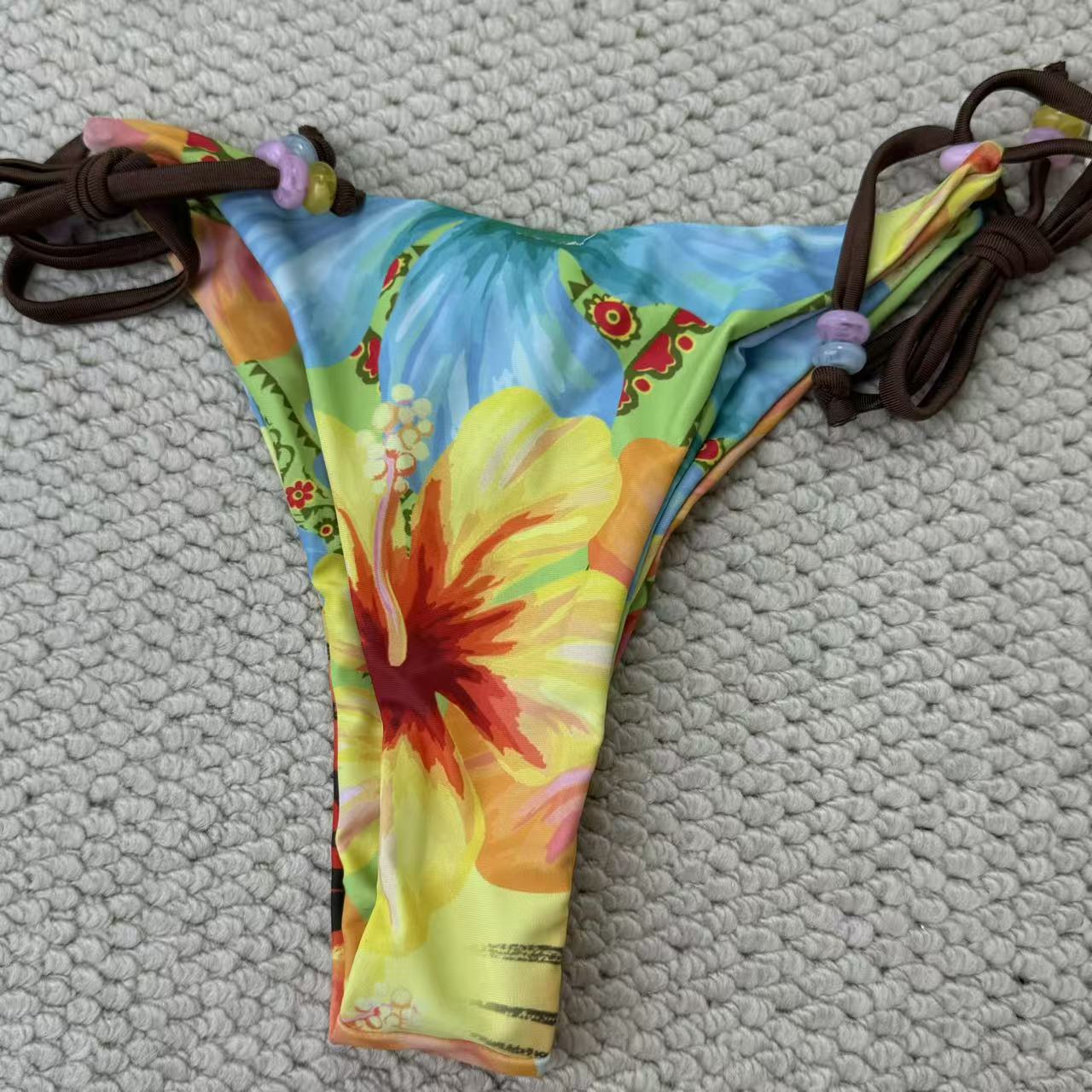 Tropical flower print beaded strapless bikini
