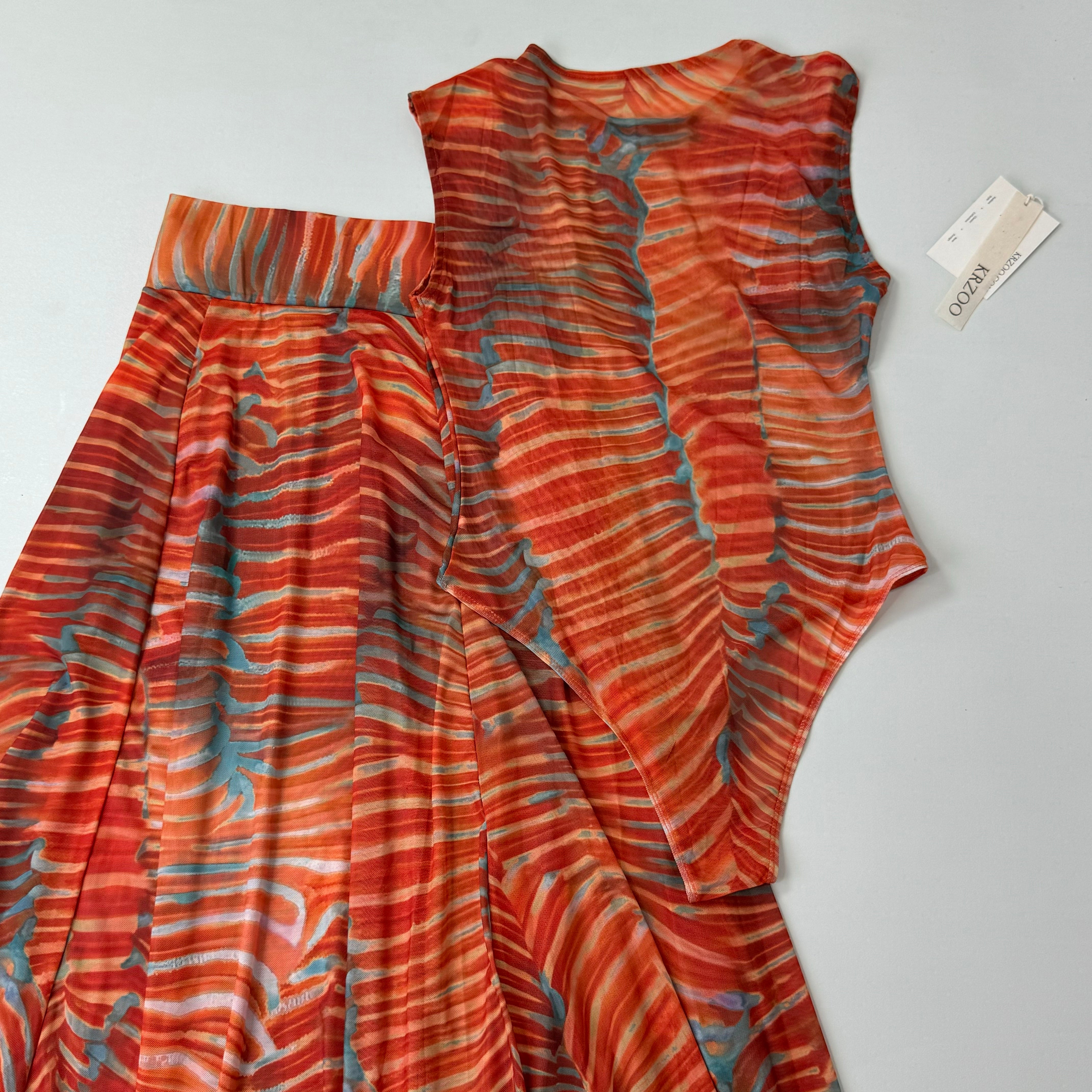 Sleeveless top and full-length skirt set