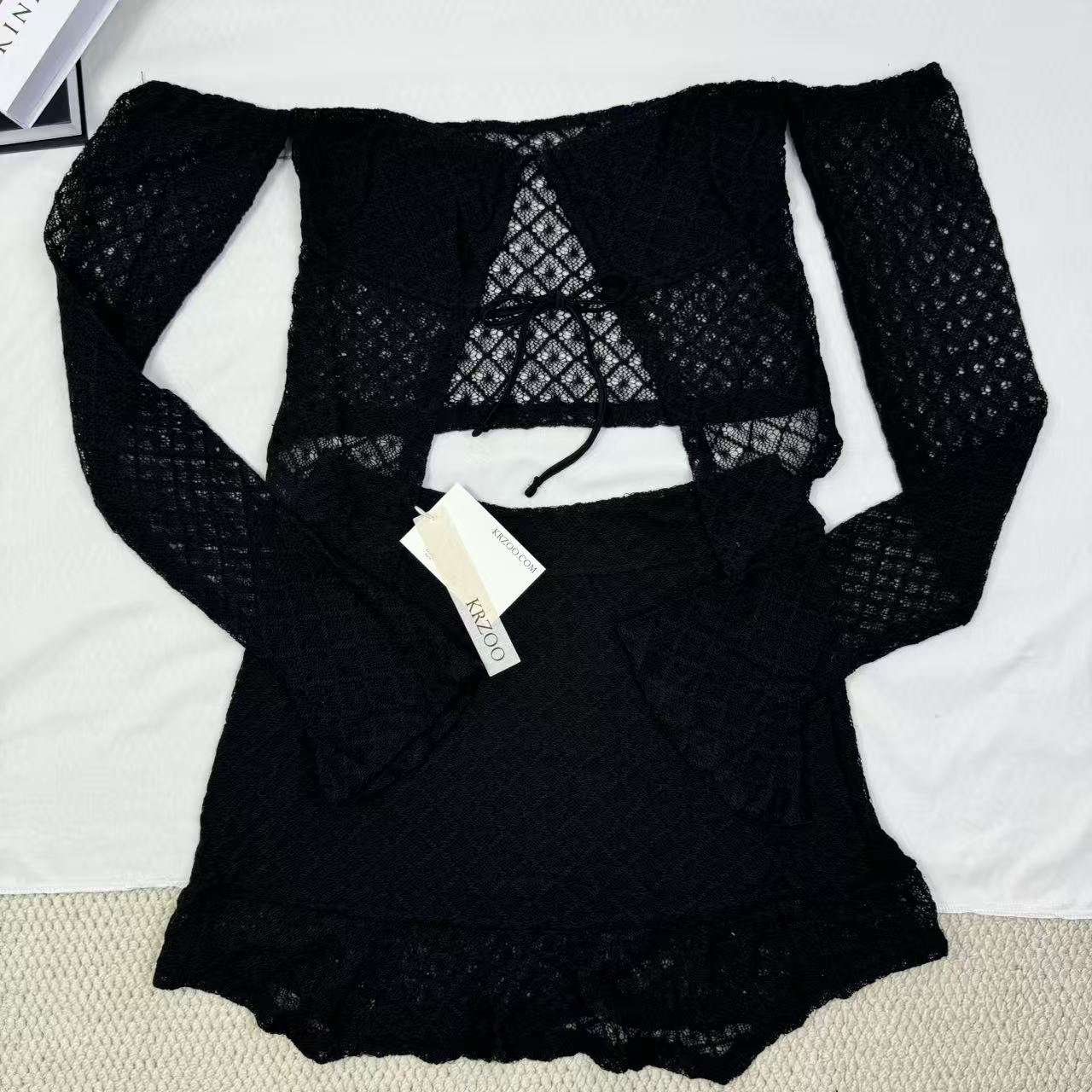 Long-sleeved strapless short skirt set