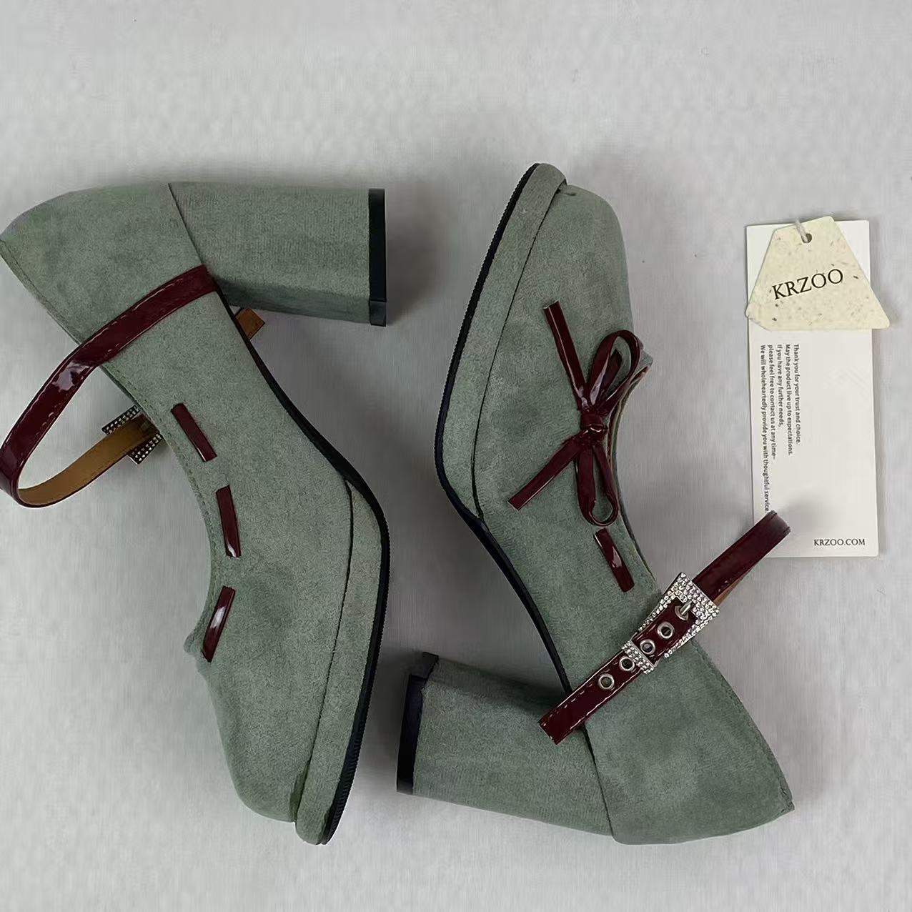 One-strap French-style high-heeled shoes
