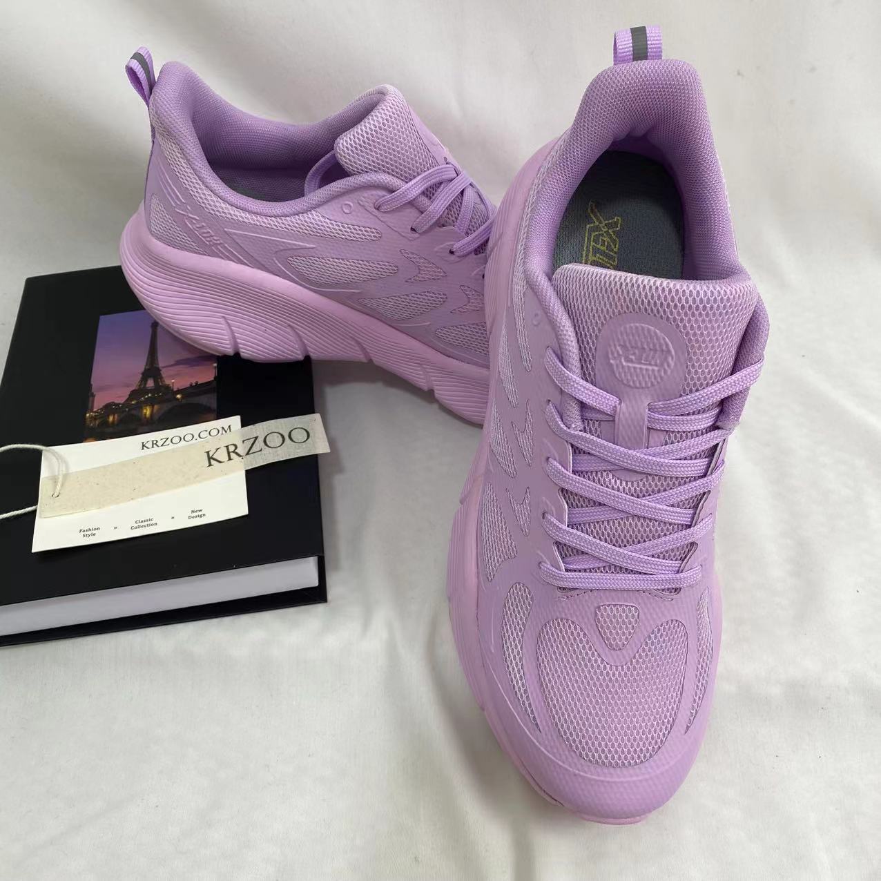 Soft-Soled Marathon Running Shoes