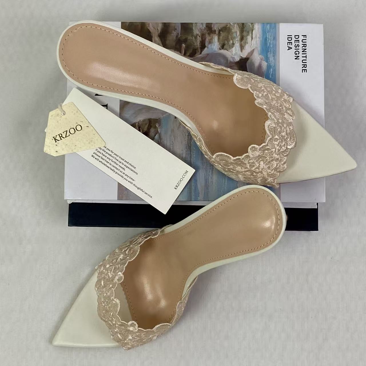 Embroidered low-heeled lace high heels