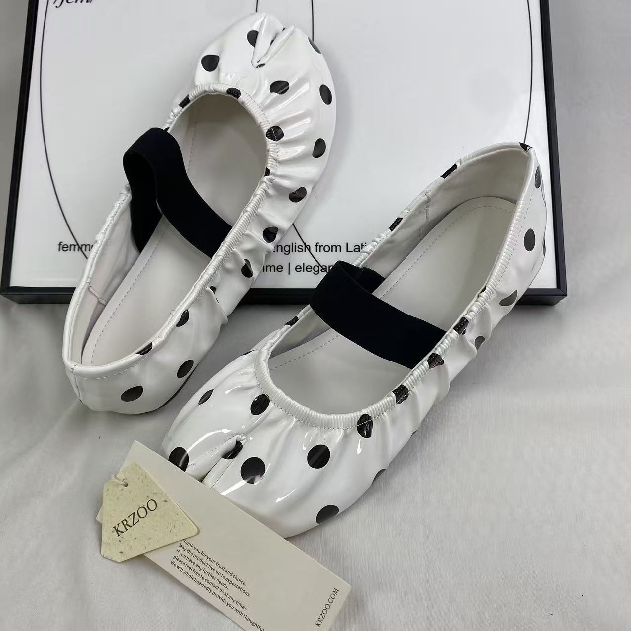 Mary Jane flat shoes