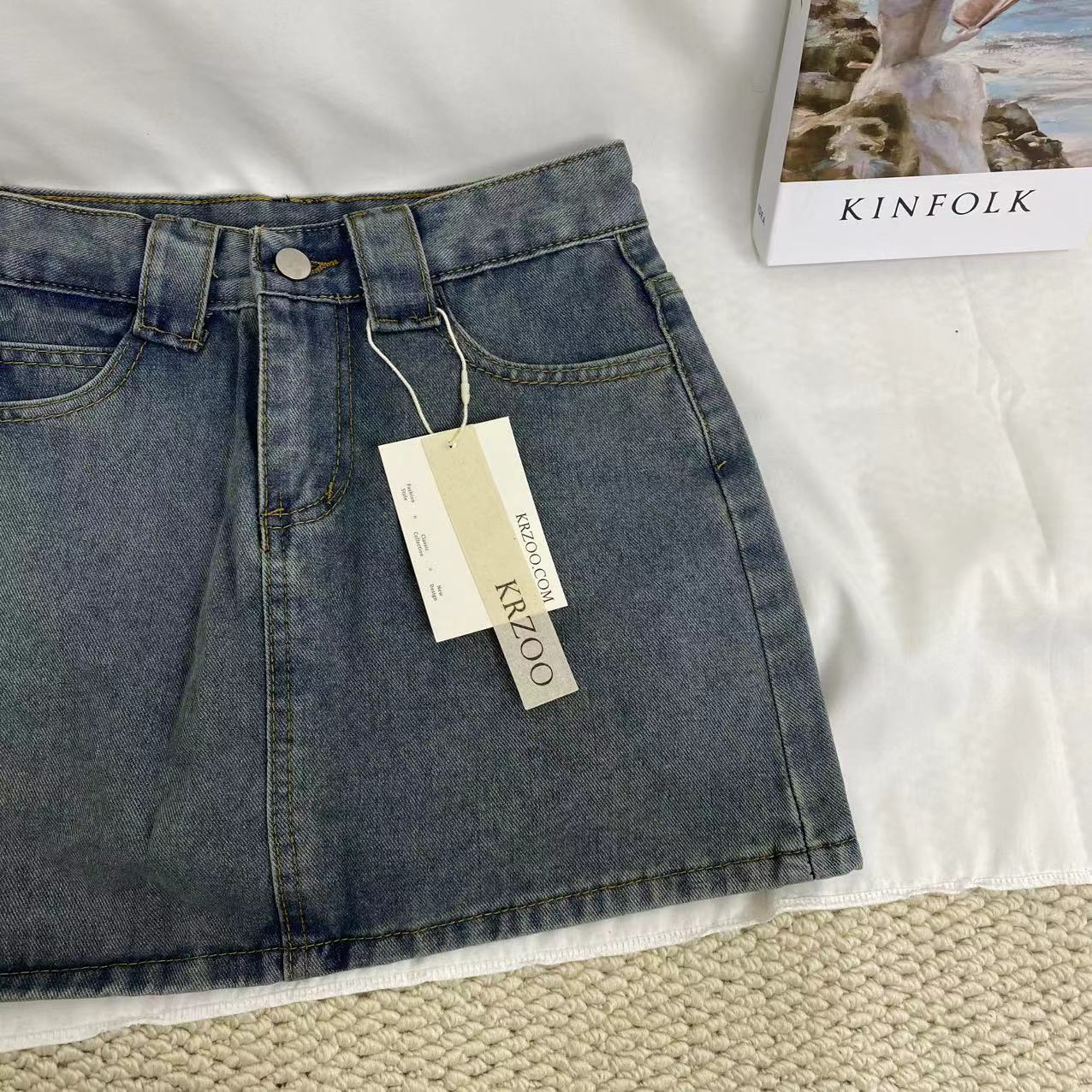 Simple Denim Half-Skirt