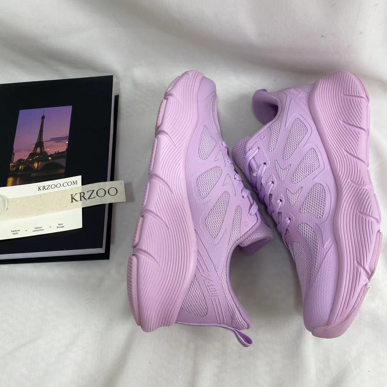 Soft-Soled Marathon Running Shoes