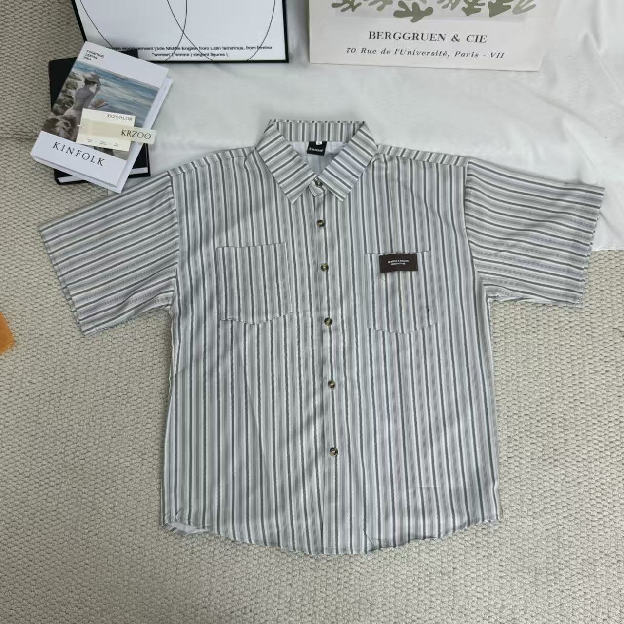 Striped V-neck short-sleeved shirt