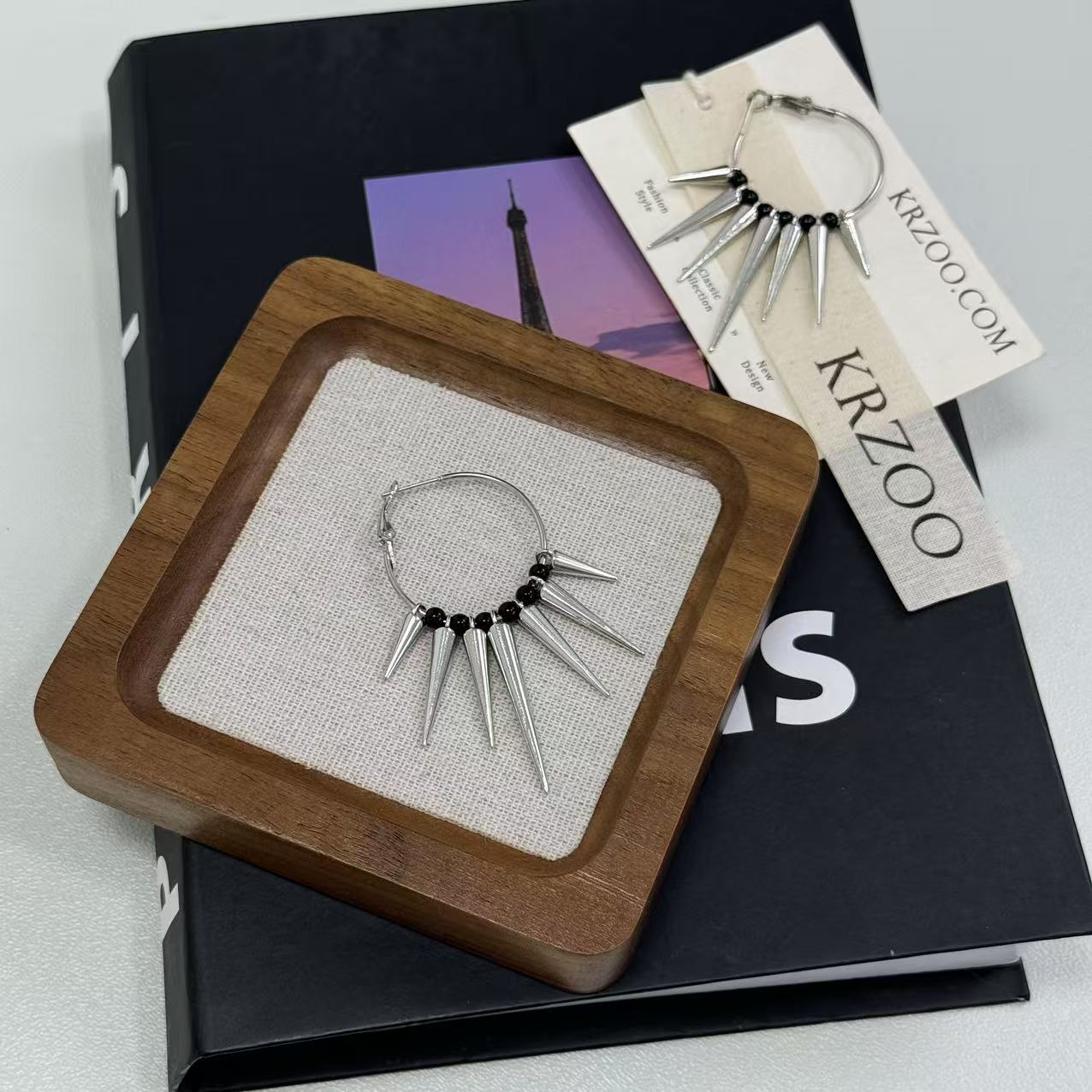 Thorny spiky conical geometric earrings