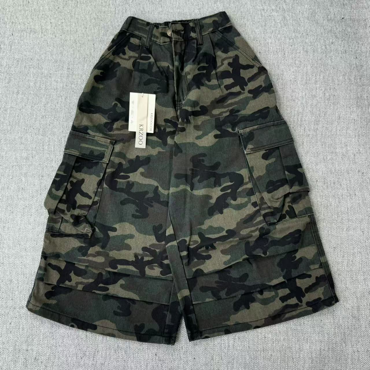 Camouflage five-pocket flared pants