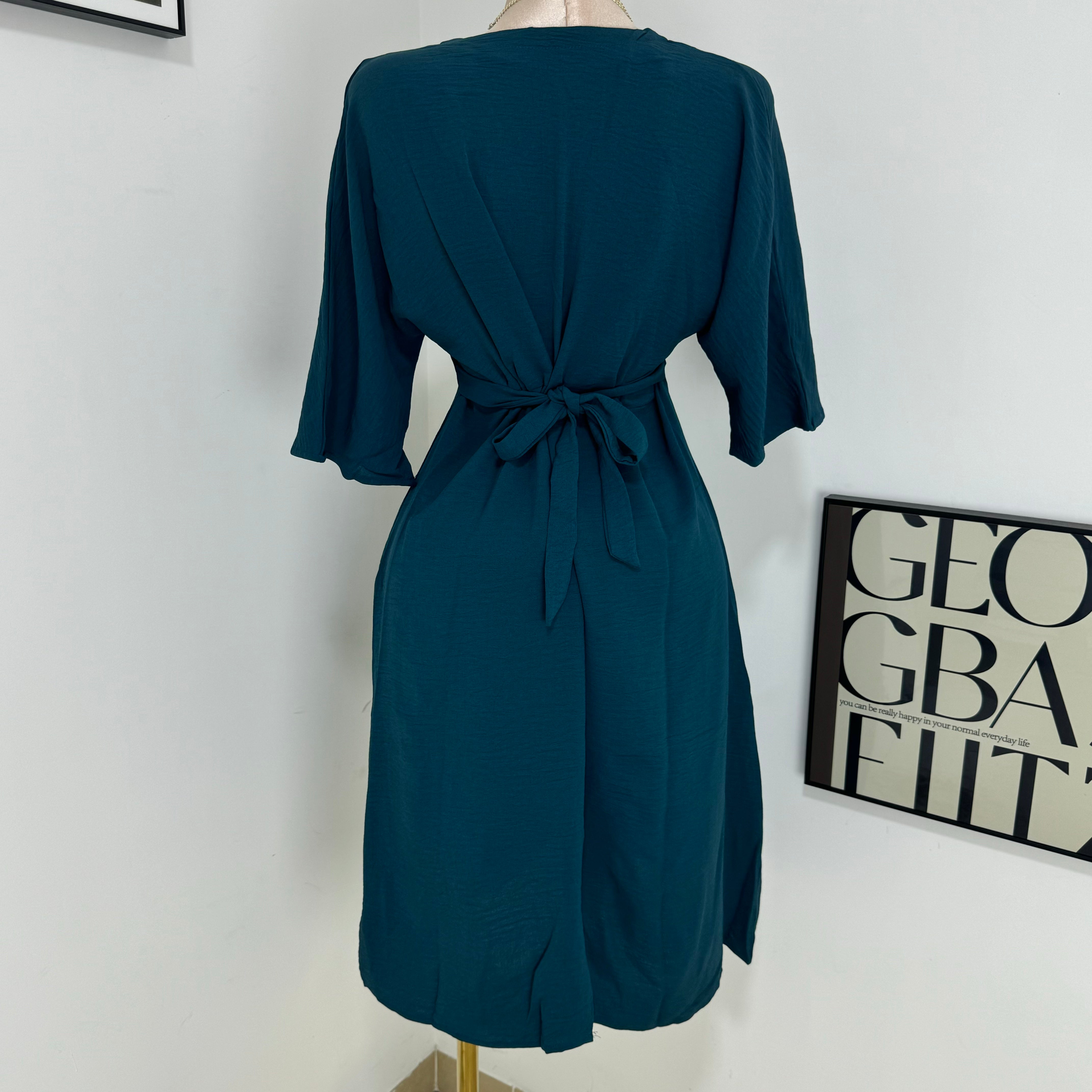 V-neck loose cotton and linen short dress