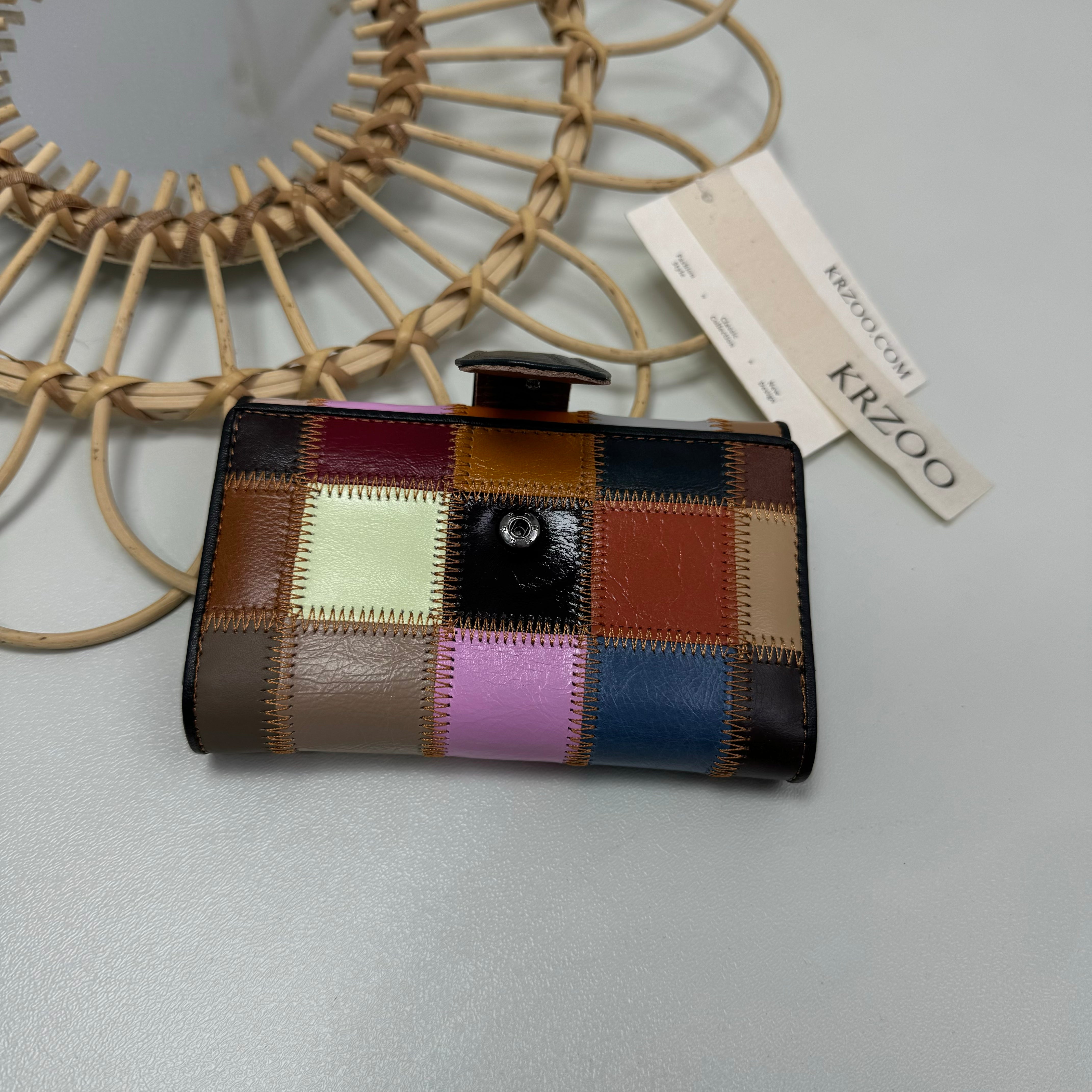 Glued color leather wallet