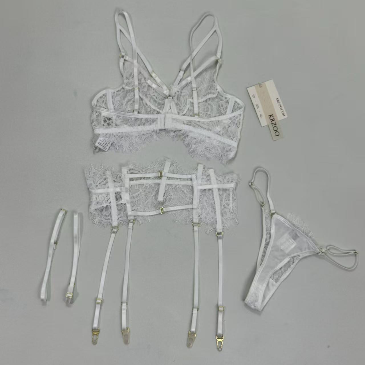 Lace ultra-thin lingerie set of three pieces