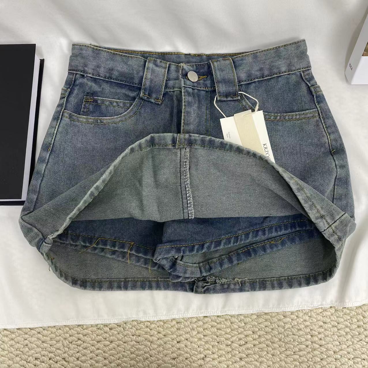 Simple Denim Half-Skirt