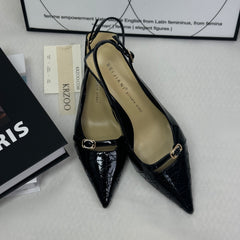 Pointed-toe low-heeled high heels