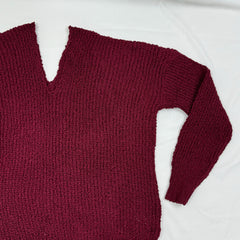 V-neck long-sleeved knitted sweater