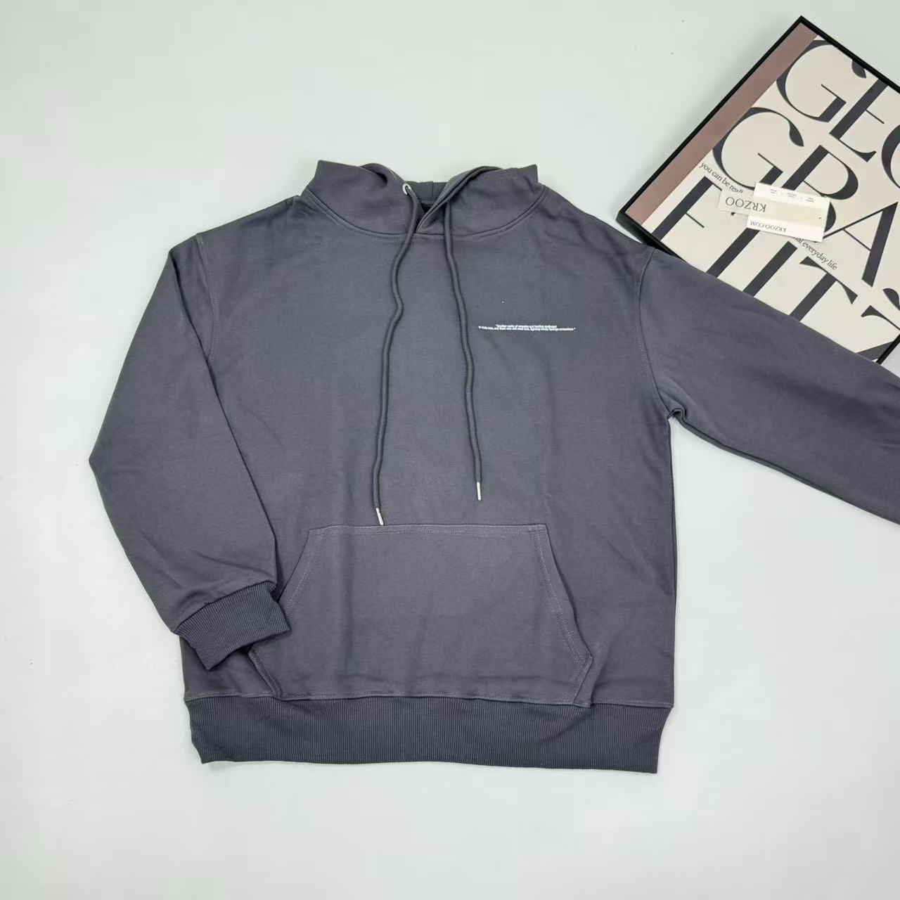 Moon print thick and warm hooded sweatshirt