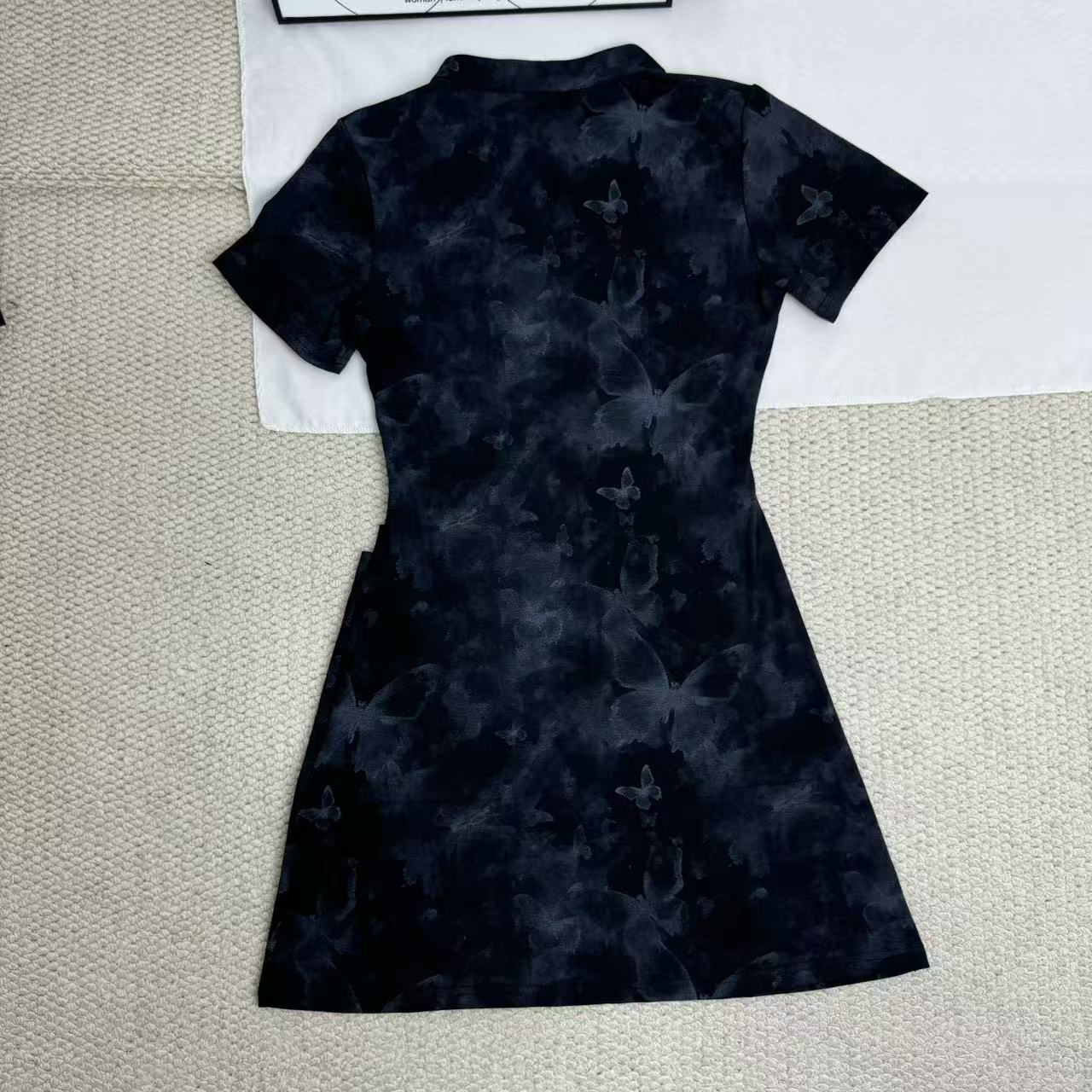 Niche-Style Ruched Slim-Fit Dress
