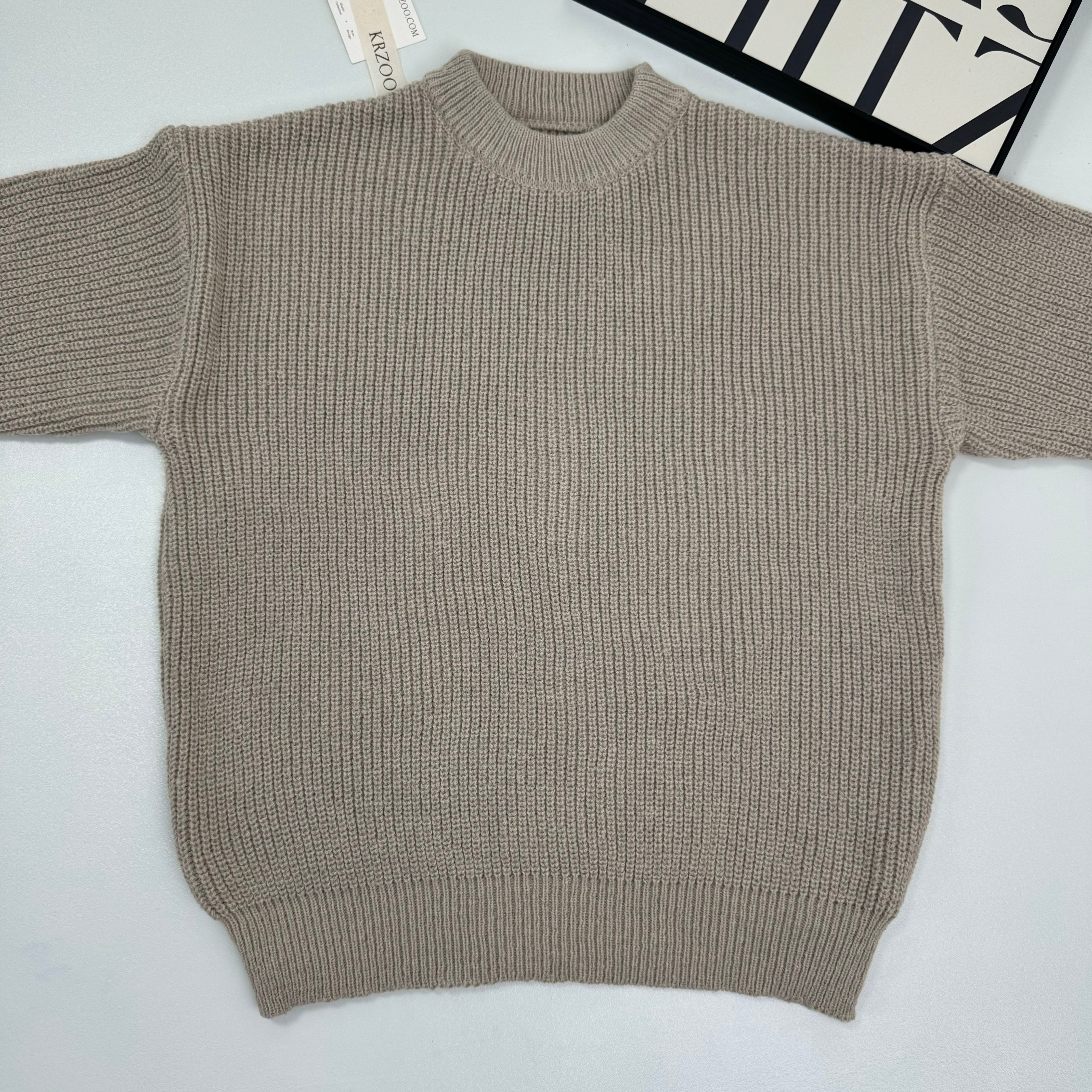 Heavy-duty thick needle textured sweater