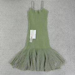 Skirt with contrasting bottom beads
