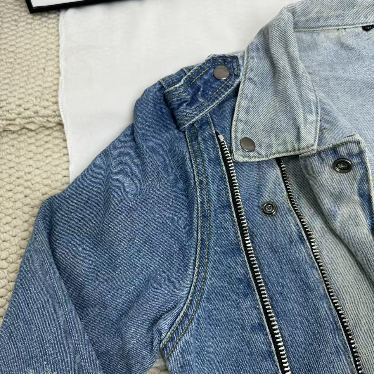 Patched-fit denim jacket coat