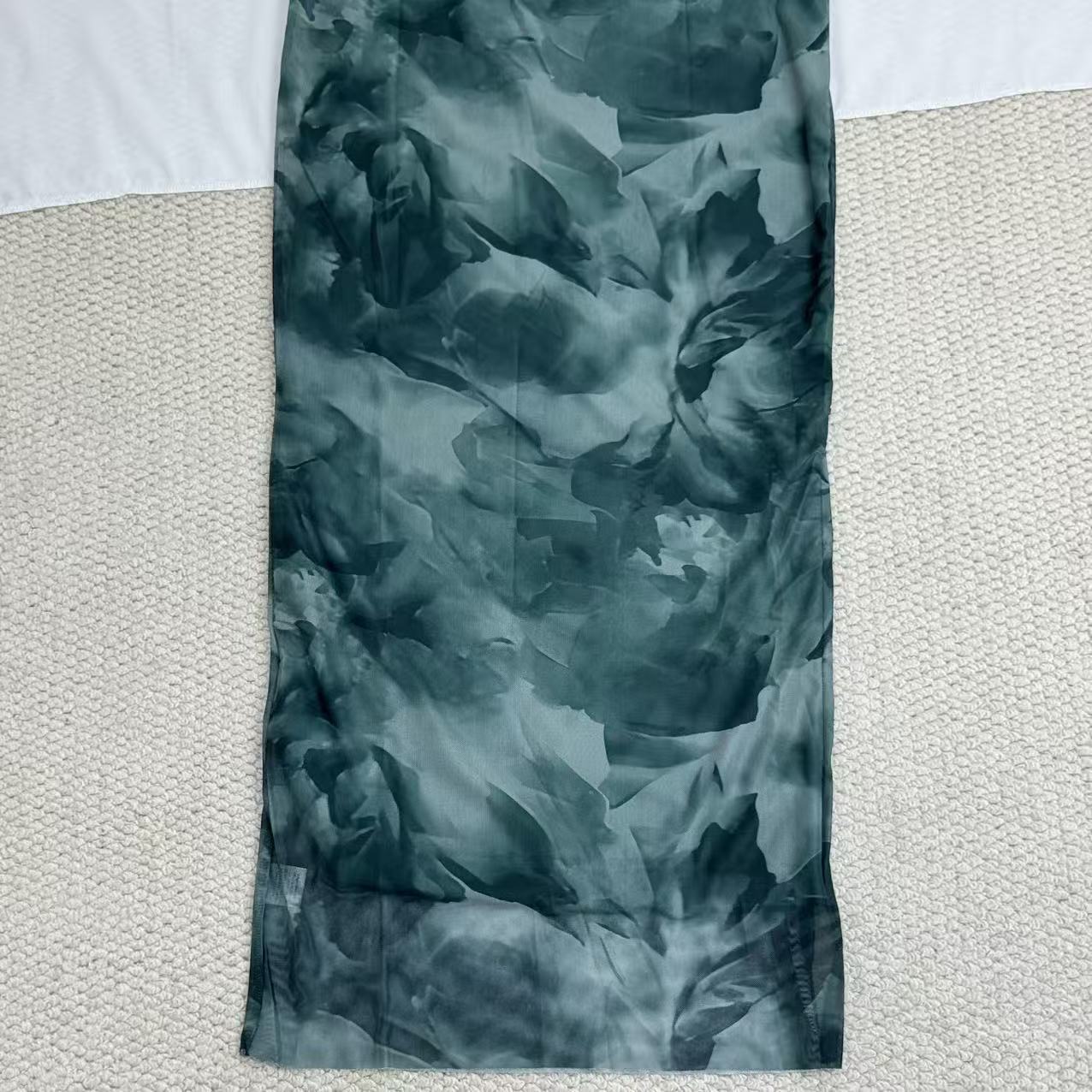 Casual High-Waisted Mesh Slit Skirt